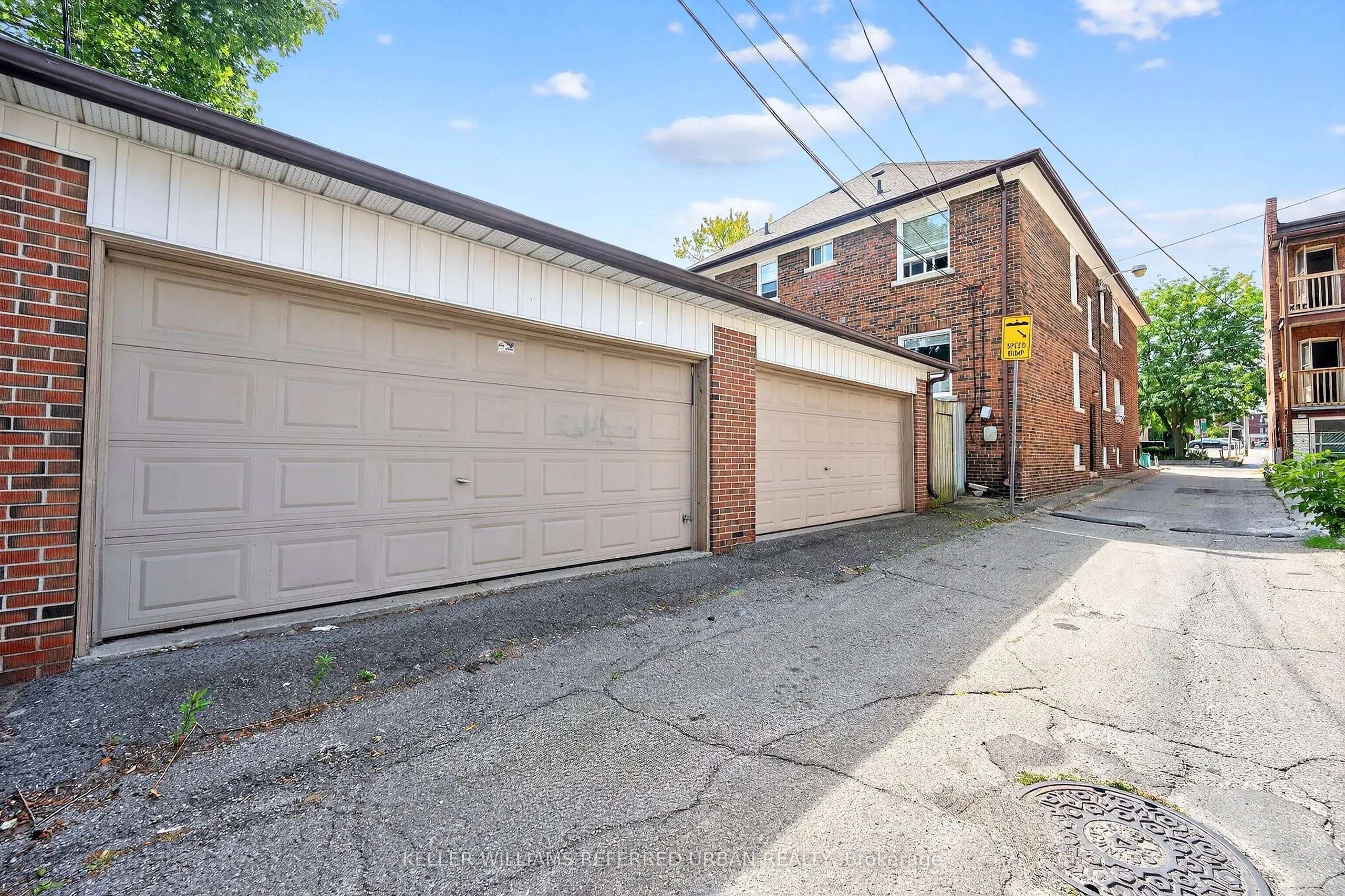 93 Northcliffe Boulevard