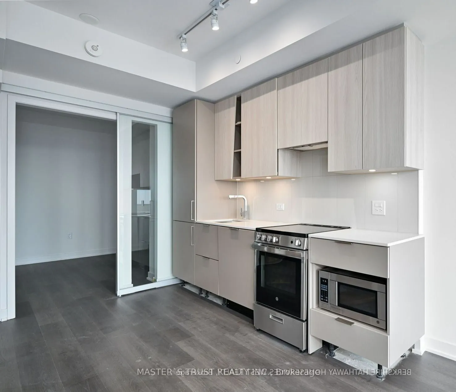 3900 Confederation Parkway, #5207