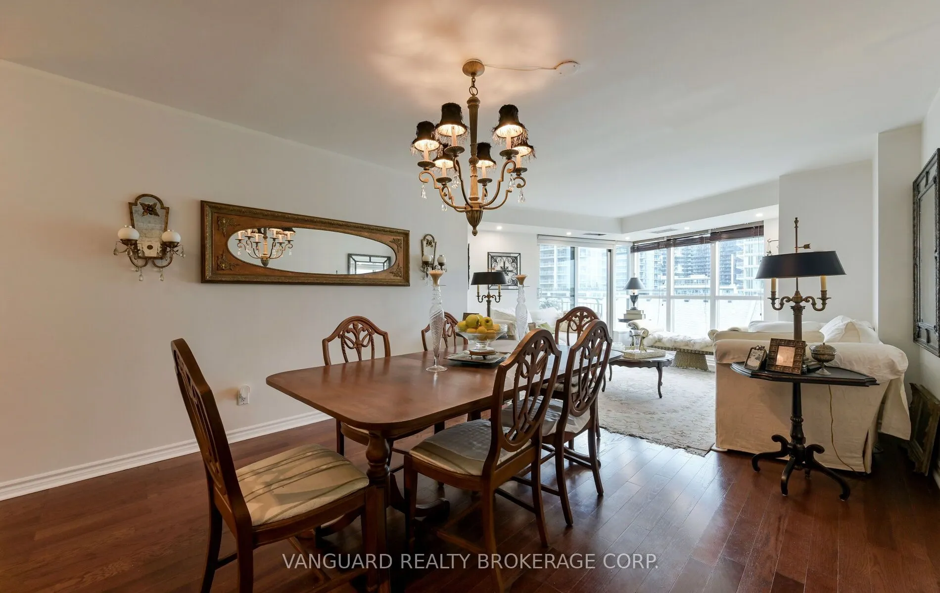 2111 Lake Shore Boulevard W, #606
