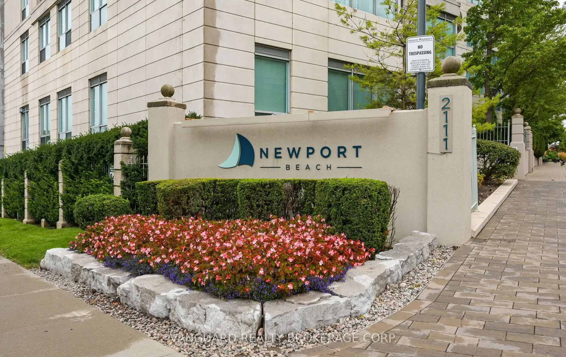 2111 Lake Shore Boulevard W, #606