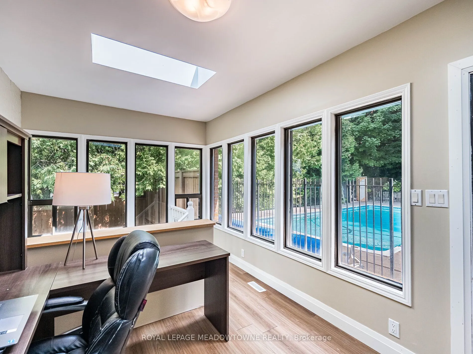 40 Hilltop Drive