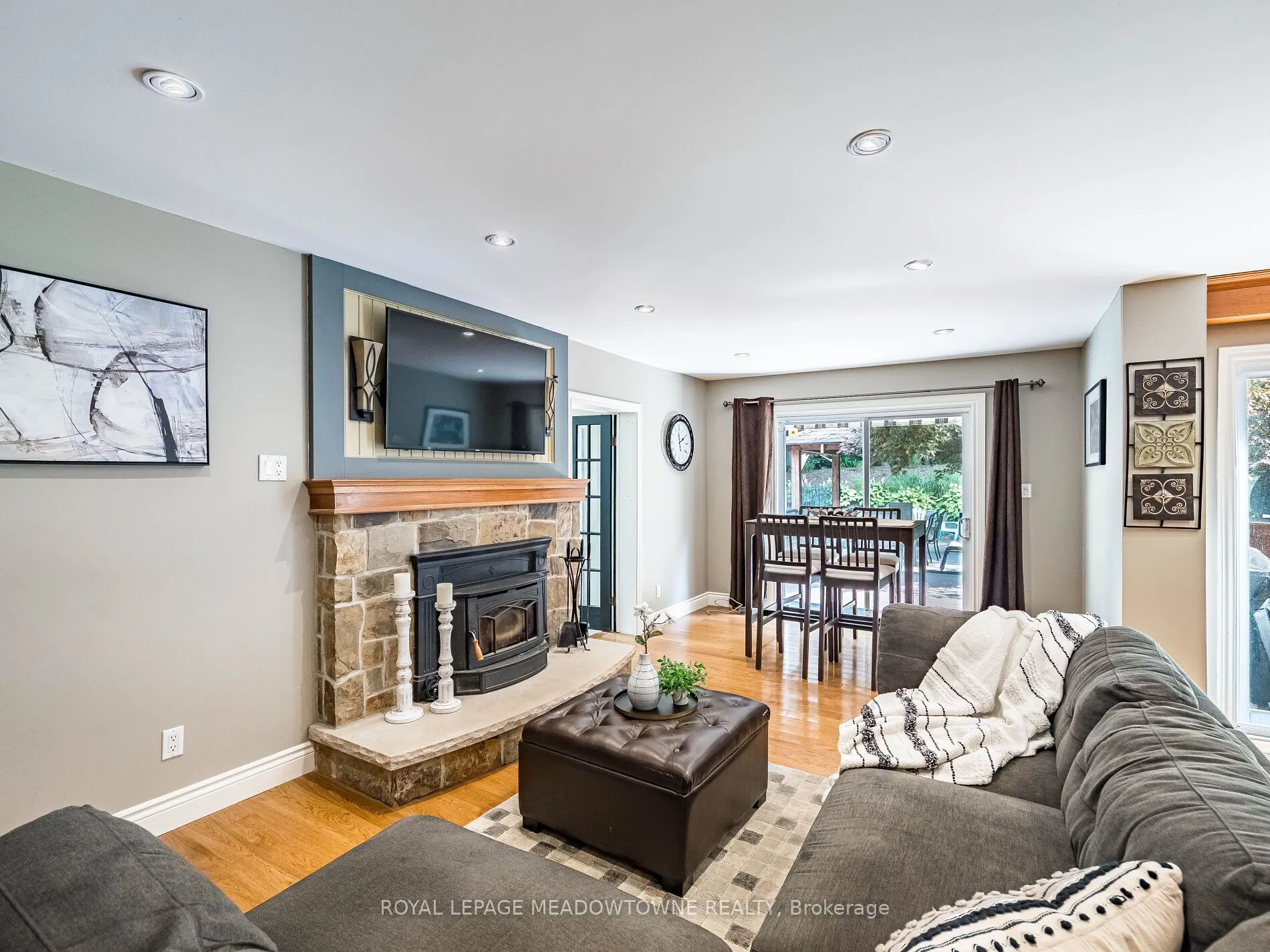 40 Hilltop Drive