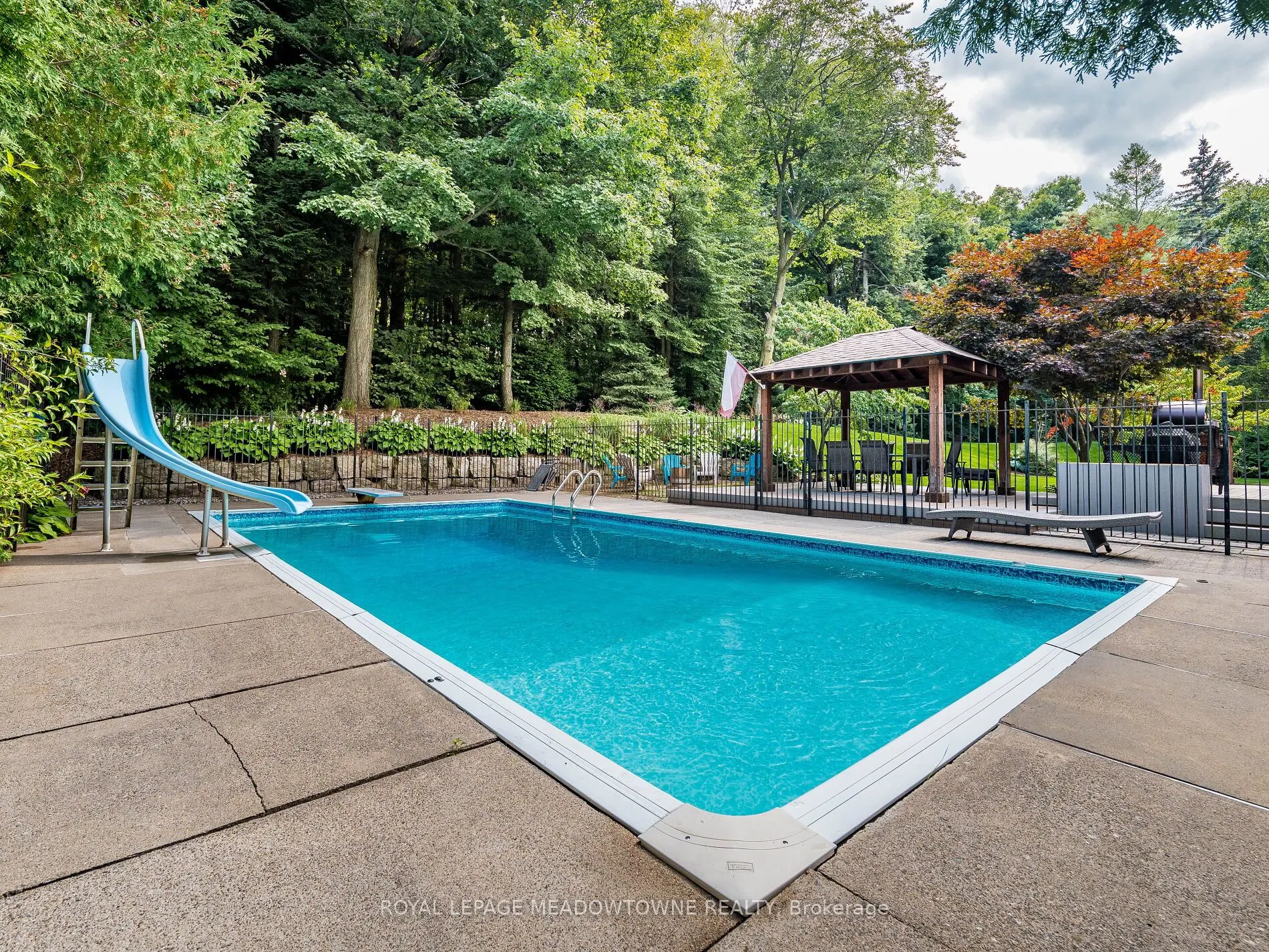 40 Hilltop Drive