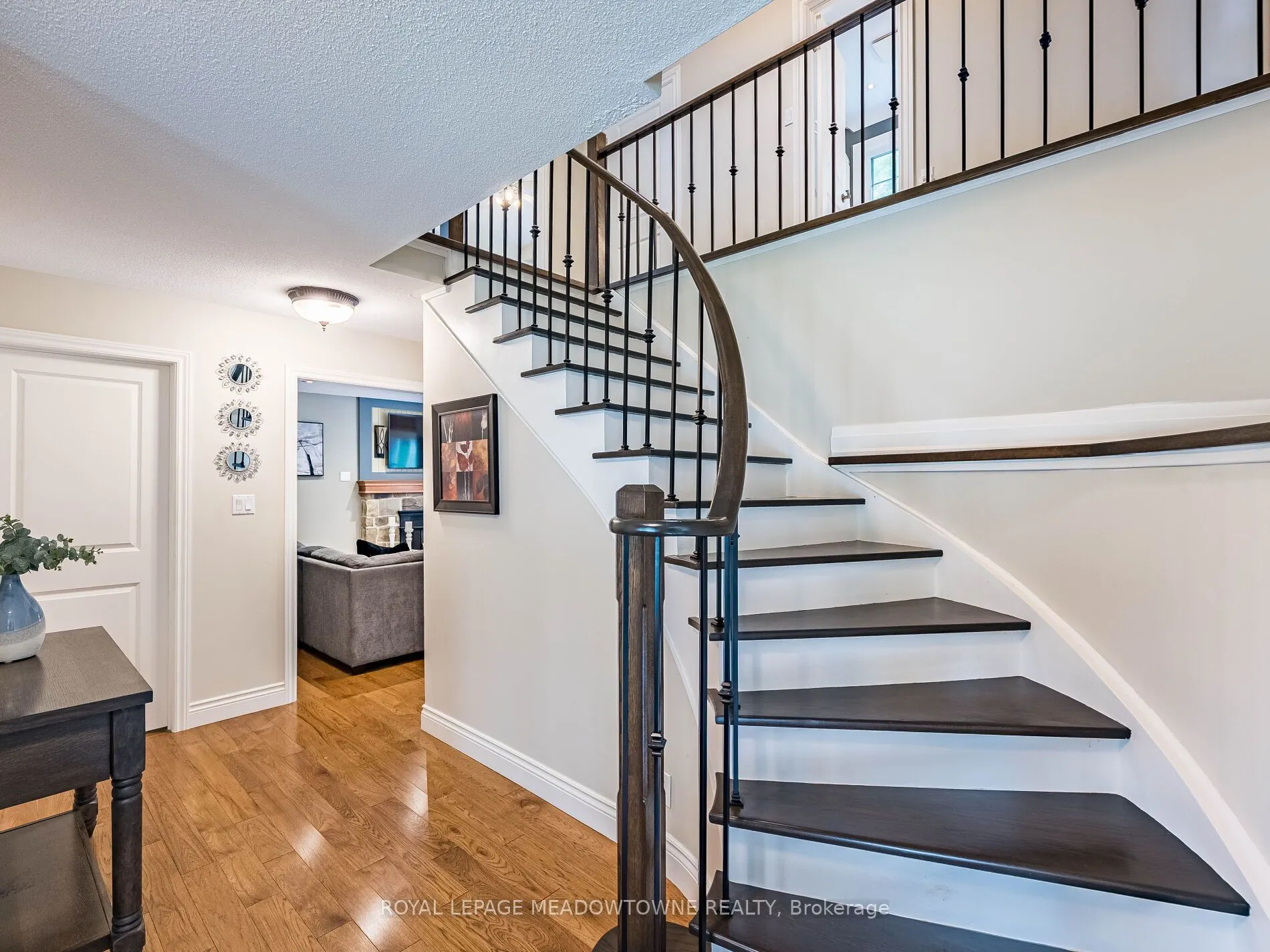 40 Hilltop Drive