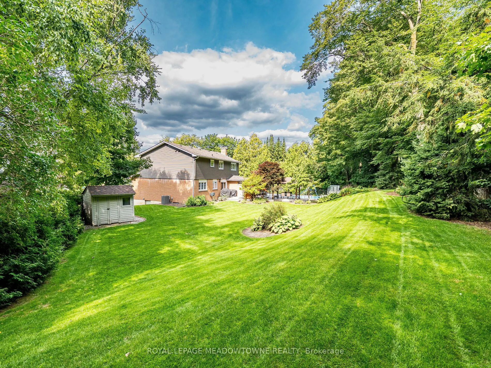 40 Hilltop Drive