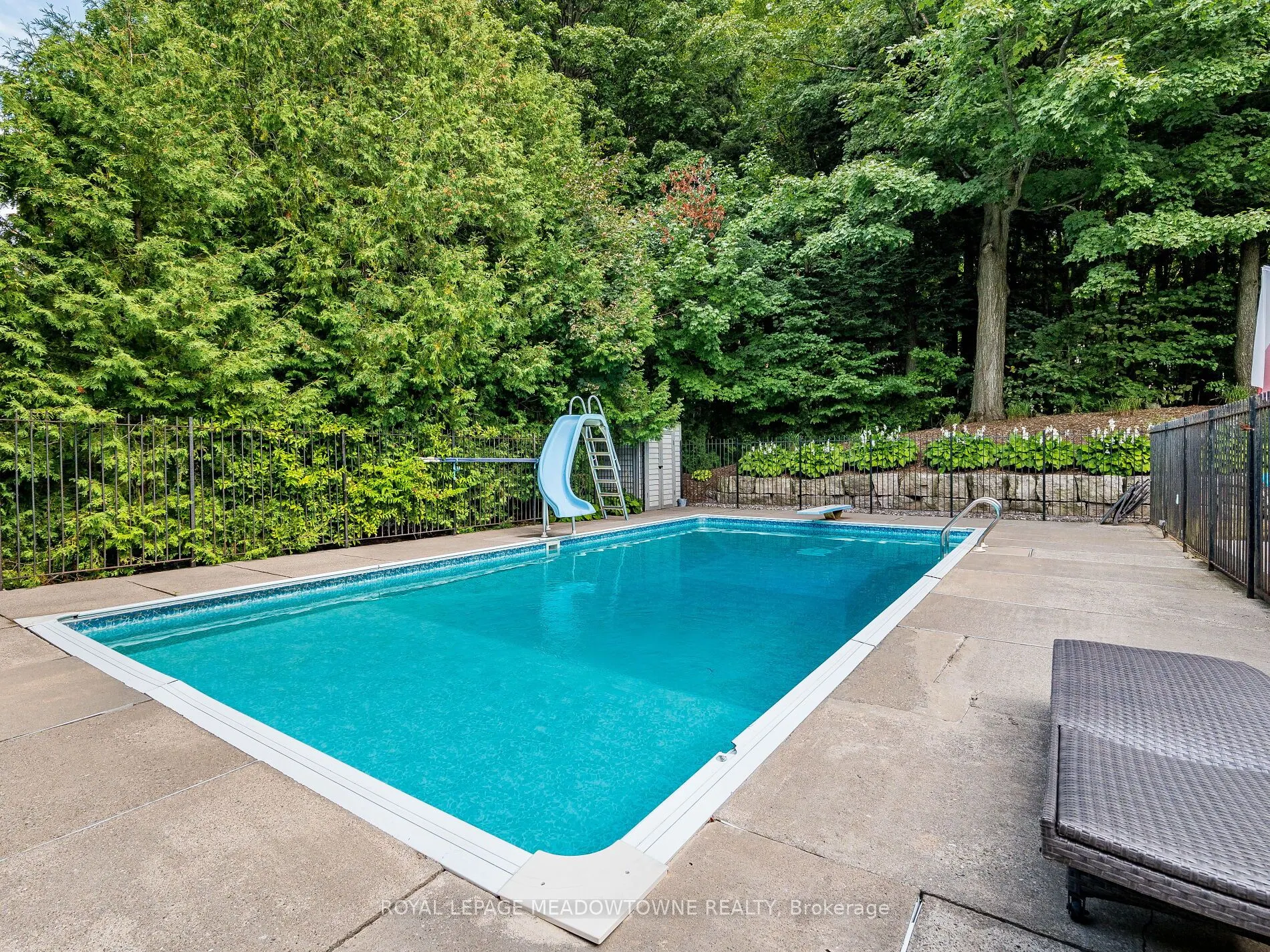 40 Hilltop Drive
