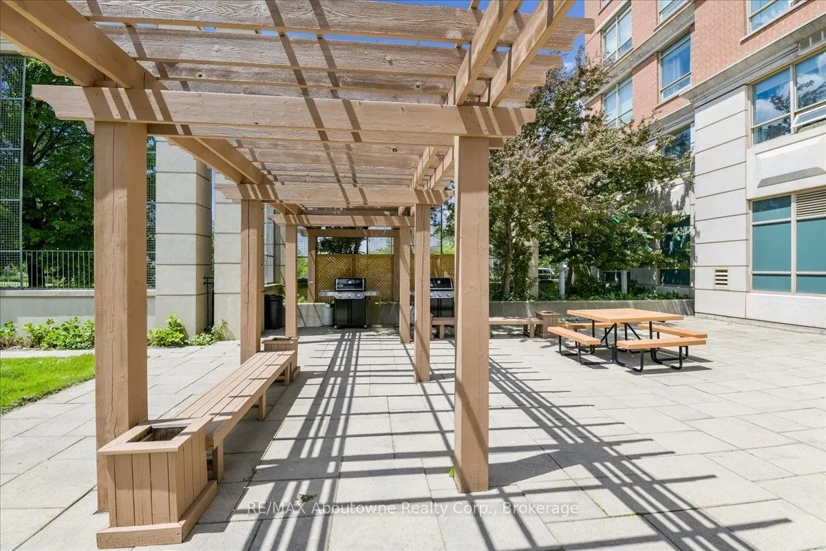 2325 Central Park Drive, #805