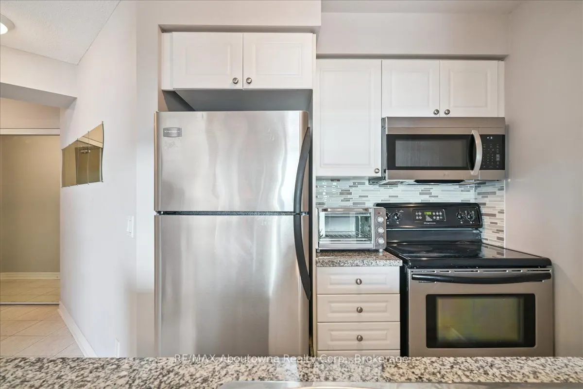 2325 Central Park Drive, #805