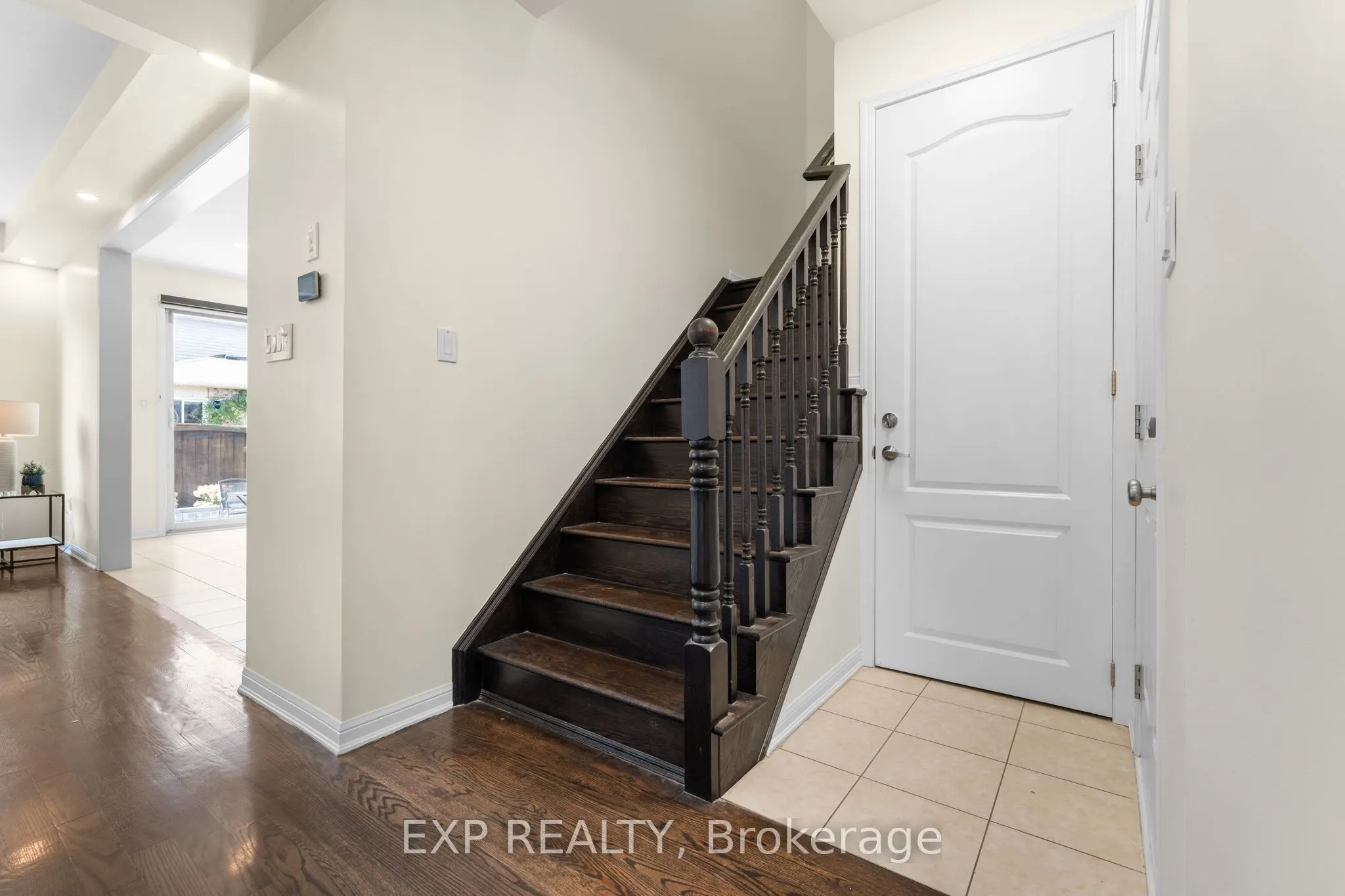 986 Farmstead Drive