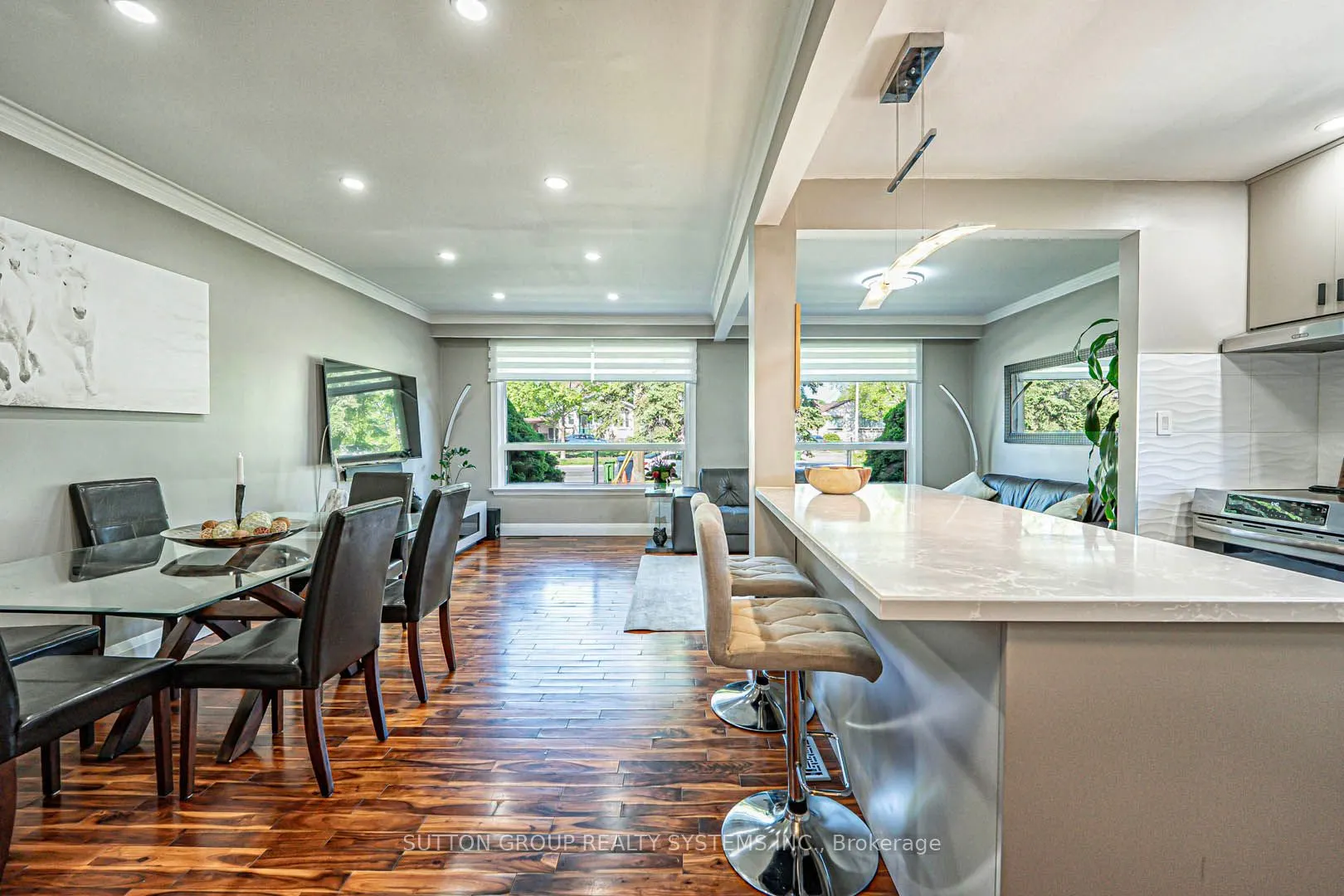 366 Renforth Drive
