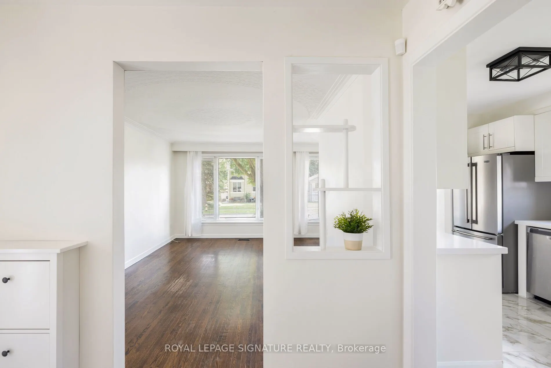 26 Paragon Road, #Main