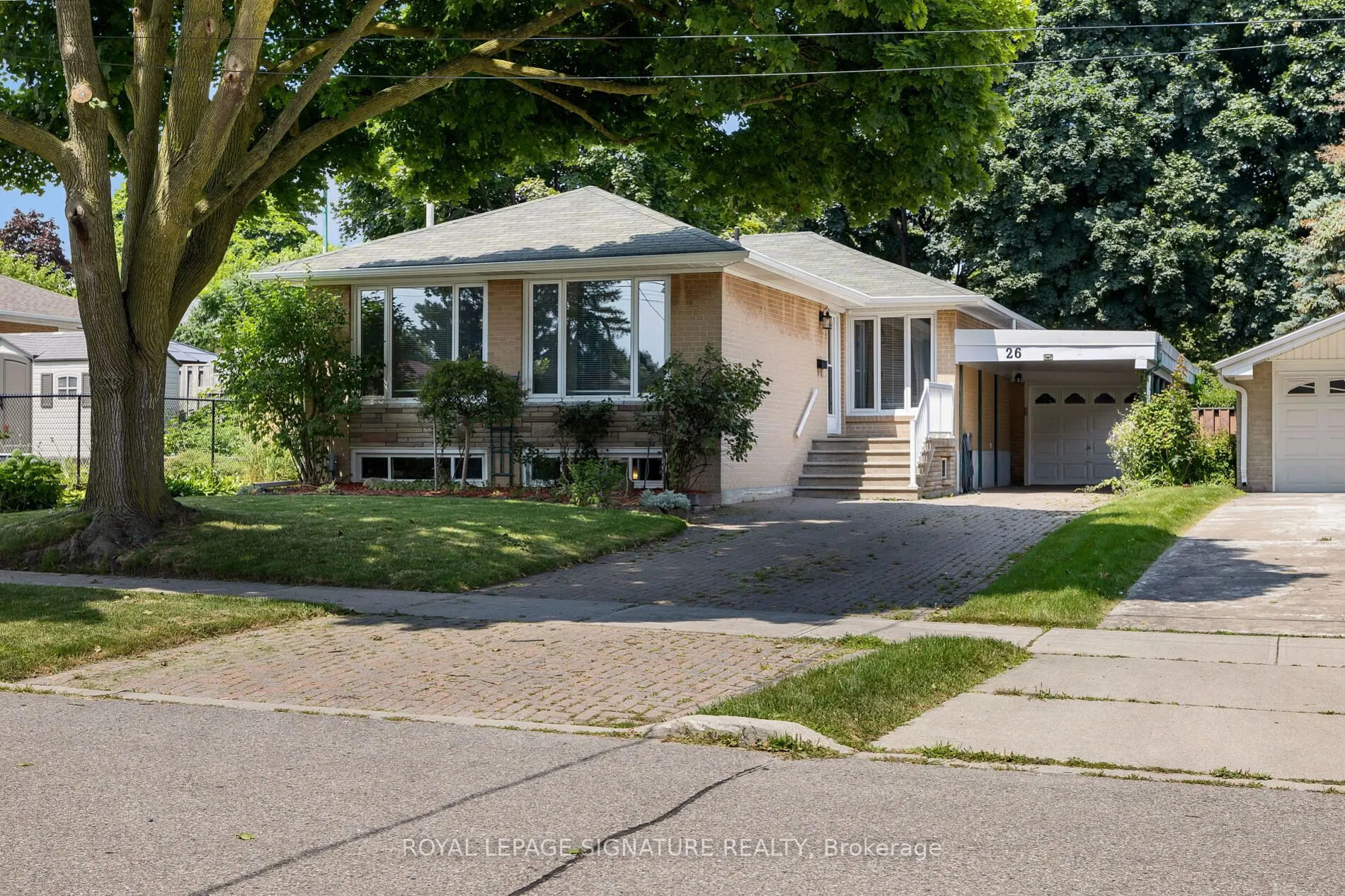 26 Paragon Road, #Main
