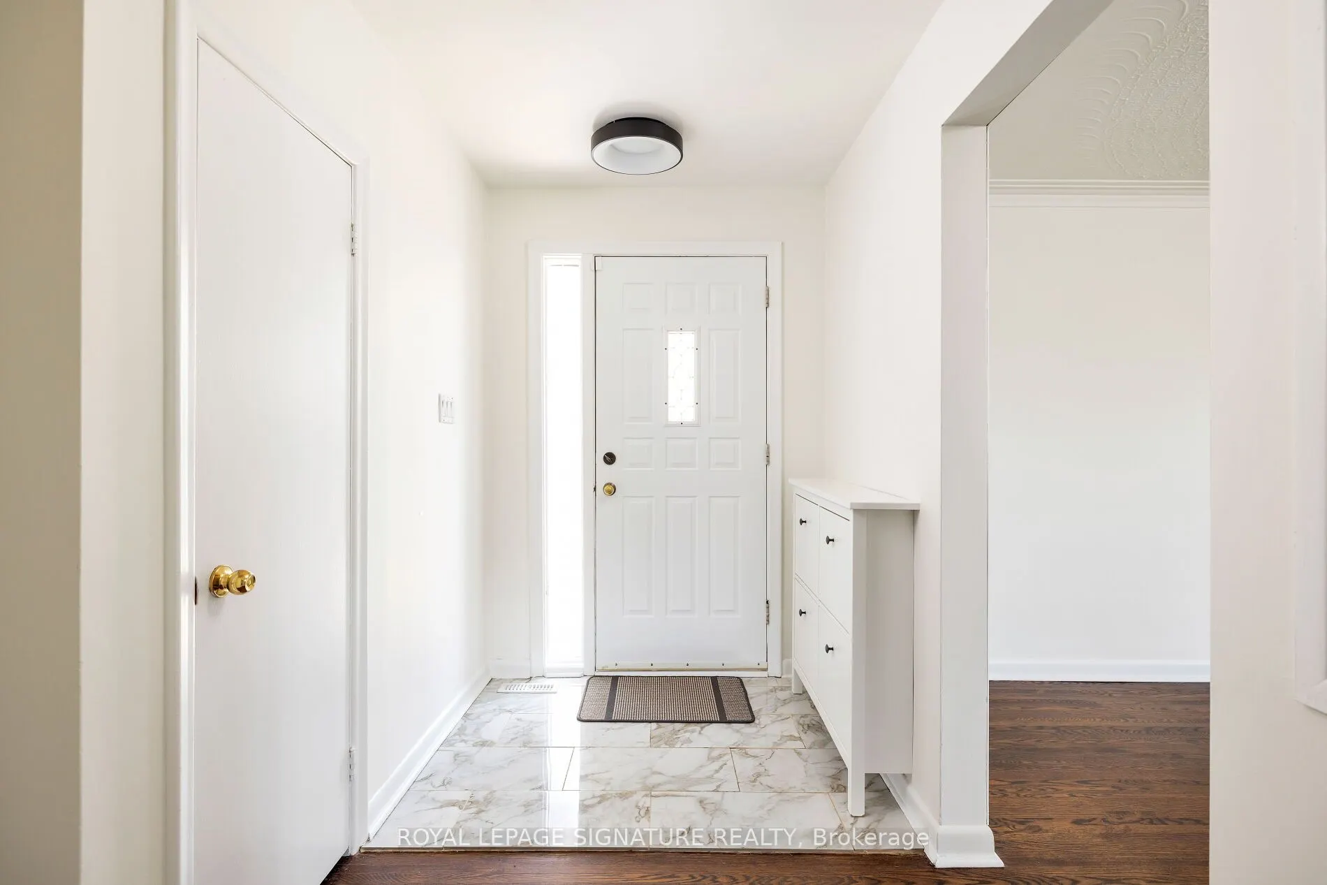 26 Paragon Road, #Main