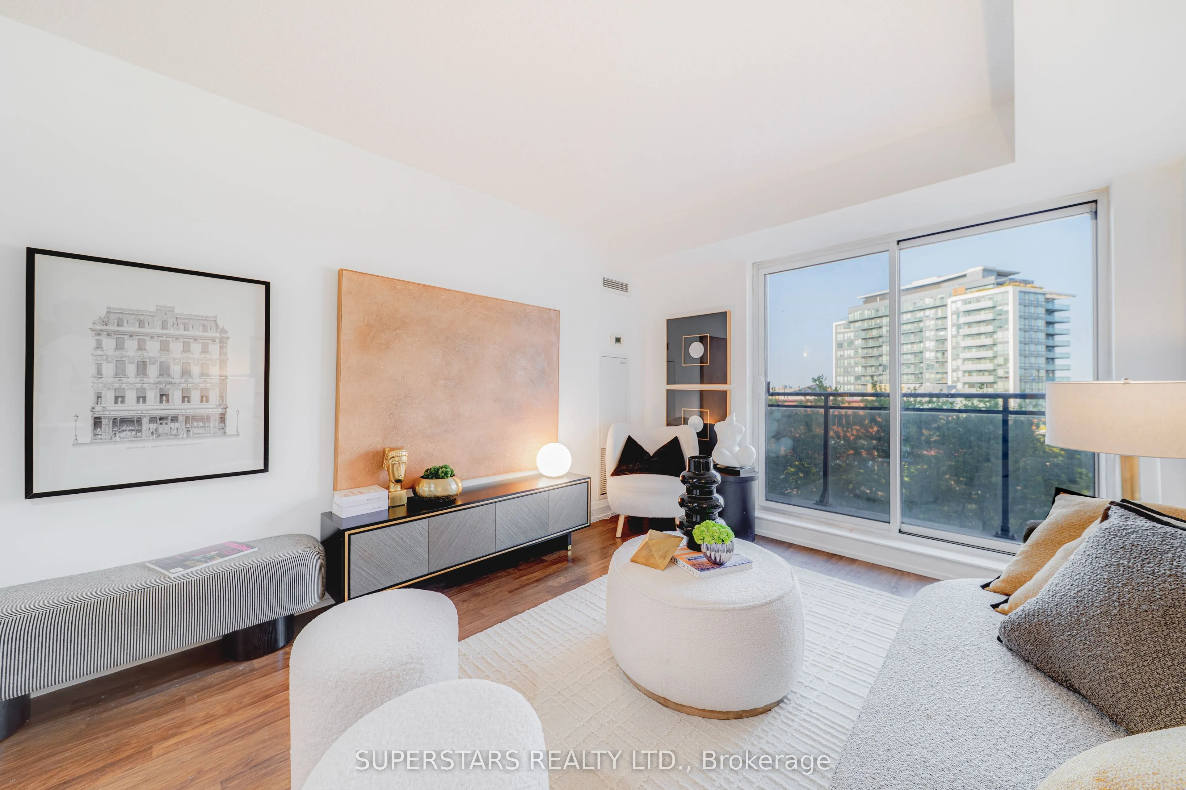 55 De Boers Drive, #502
