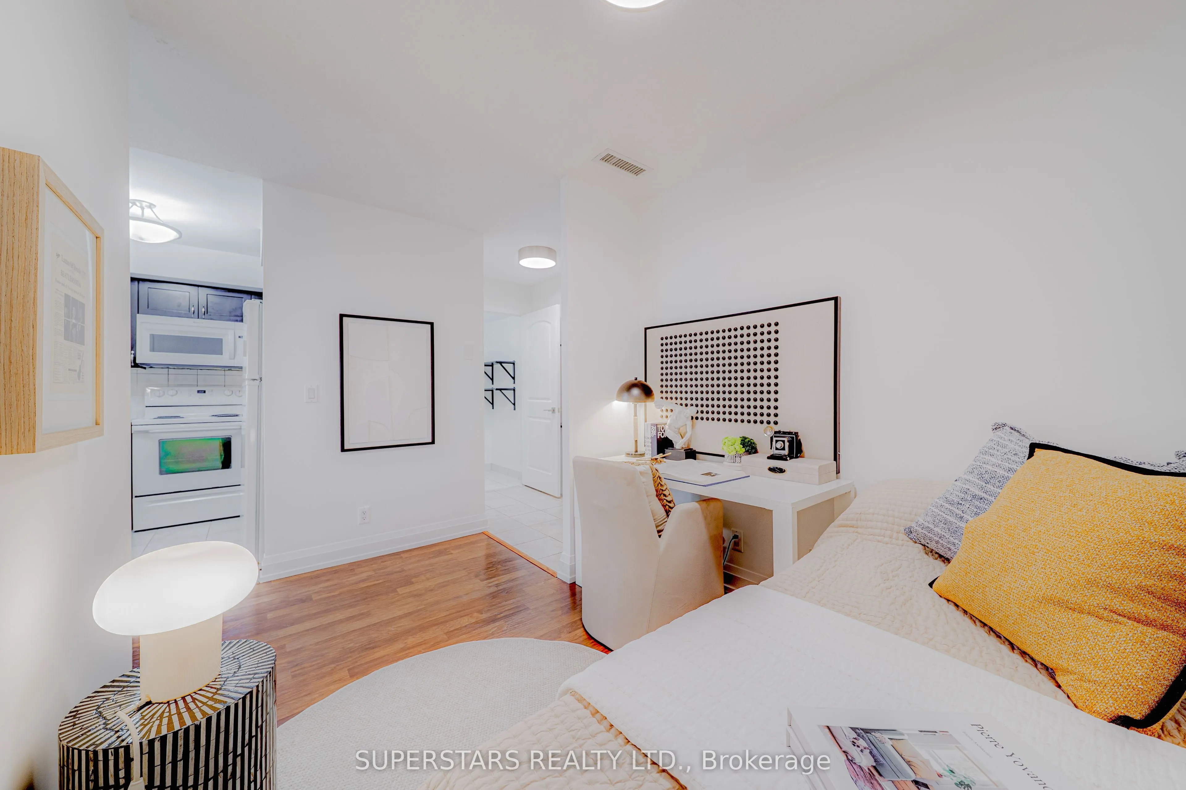 55 De Boers Drive, #502