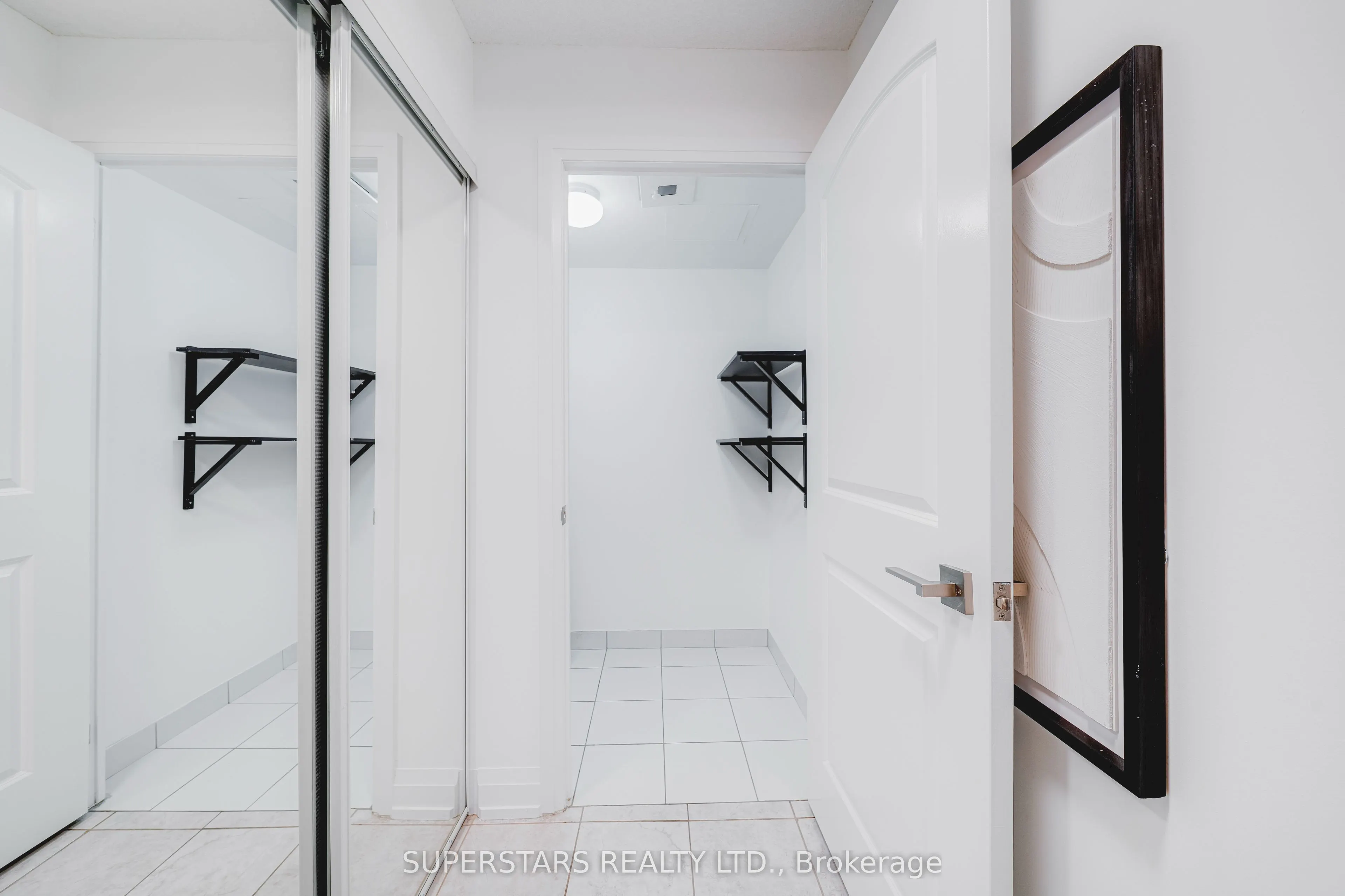 55 De Boers Drive, #502