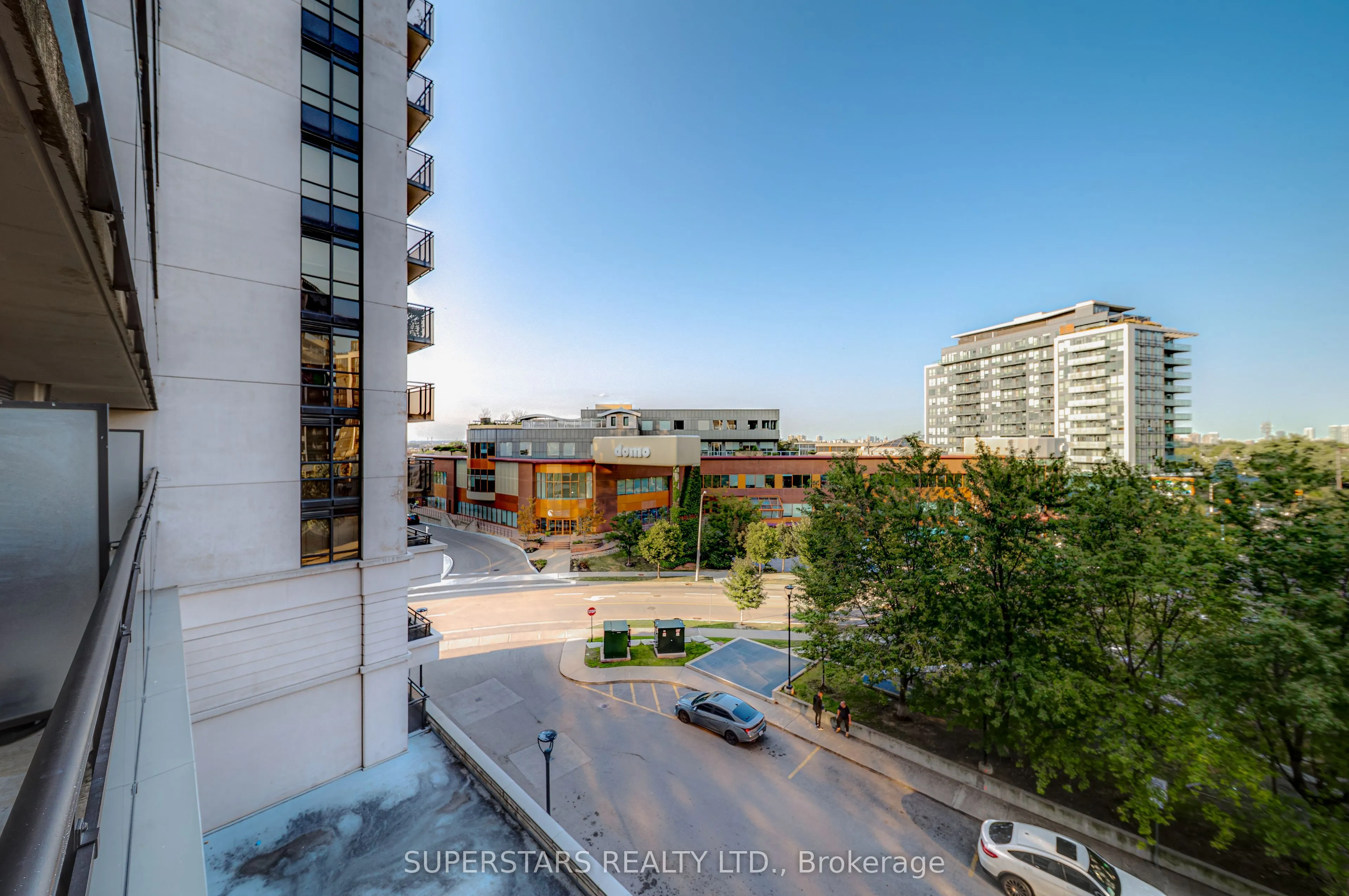 55 De Boers Drive, #502