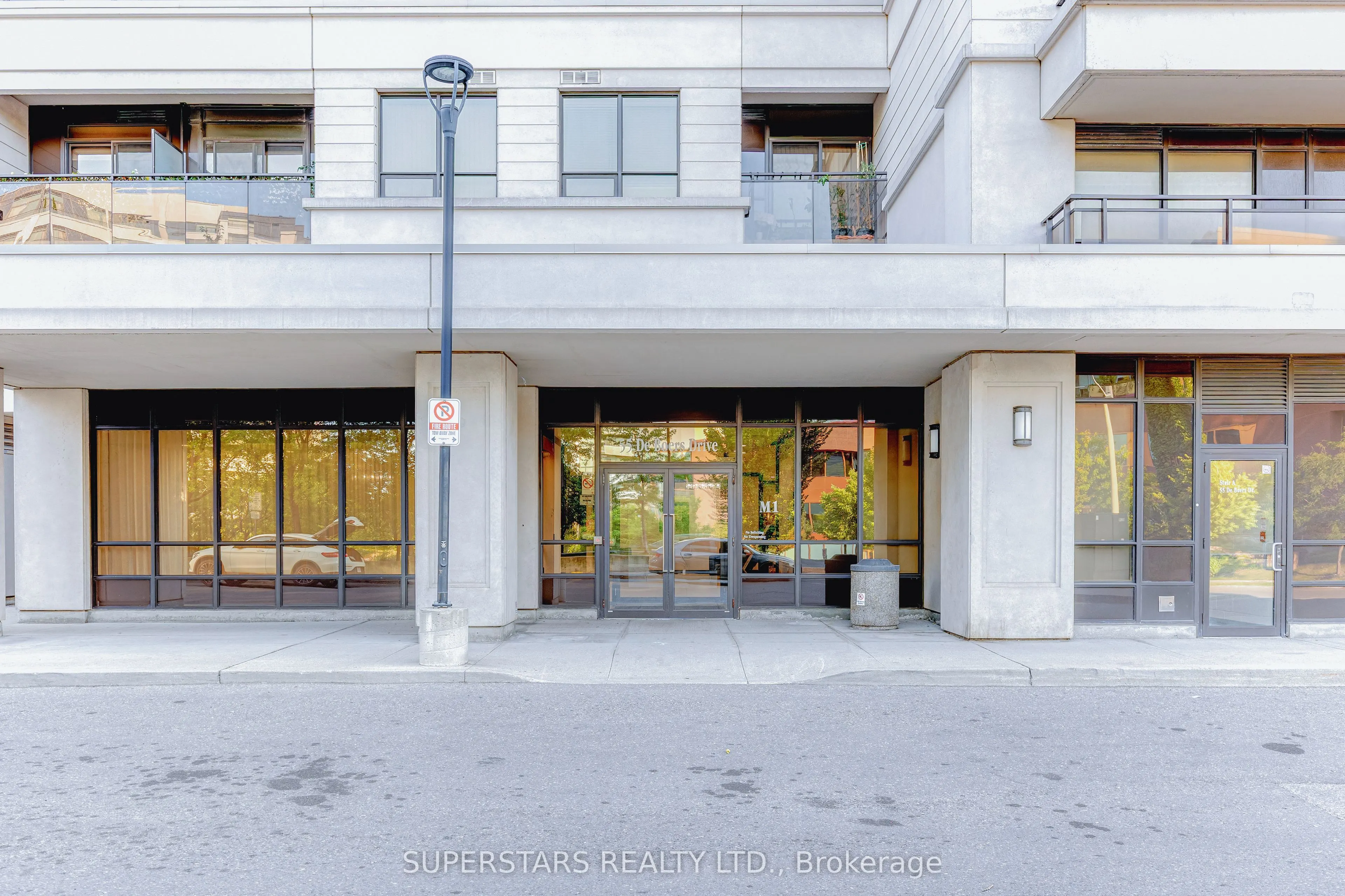 55 De Boers Drive, #502