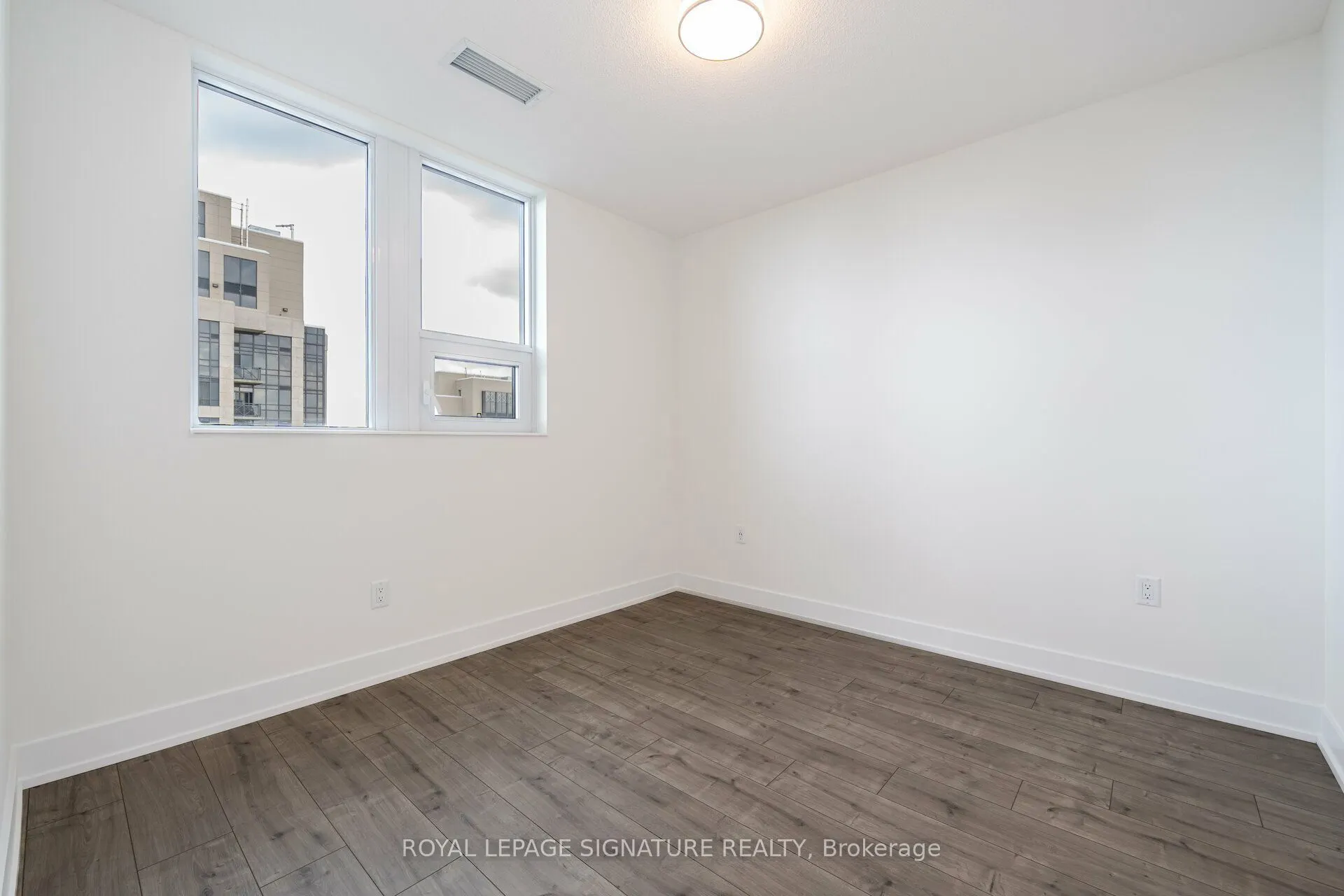 10 Eva Road, #Ph08