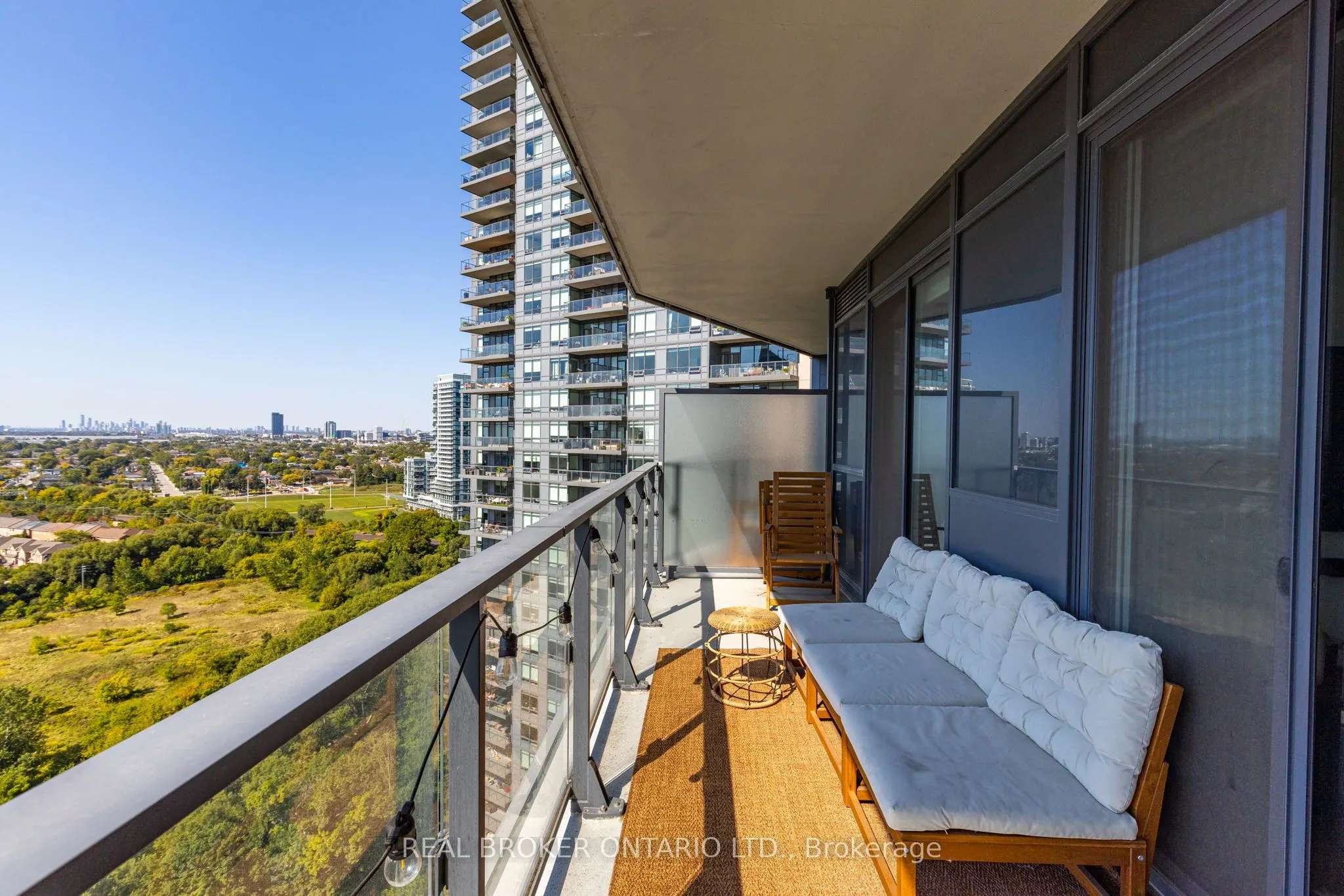 10 Park Lawn Road, #2103