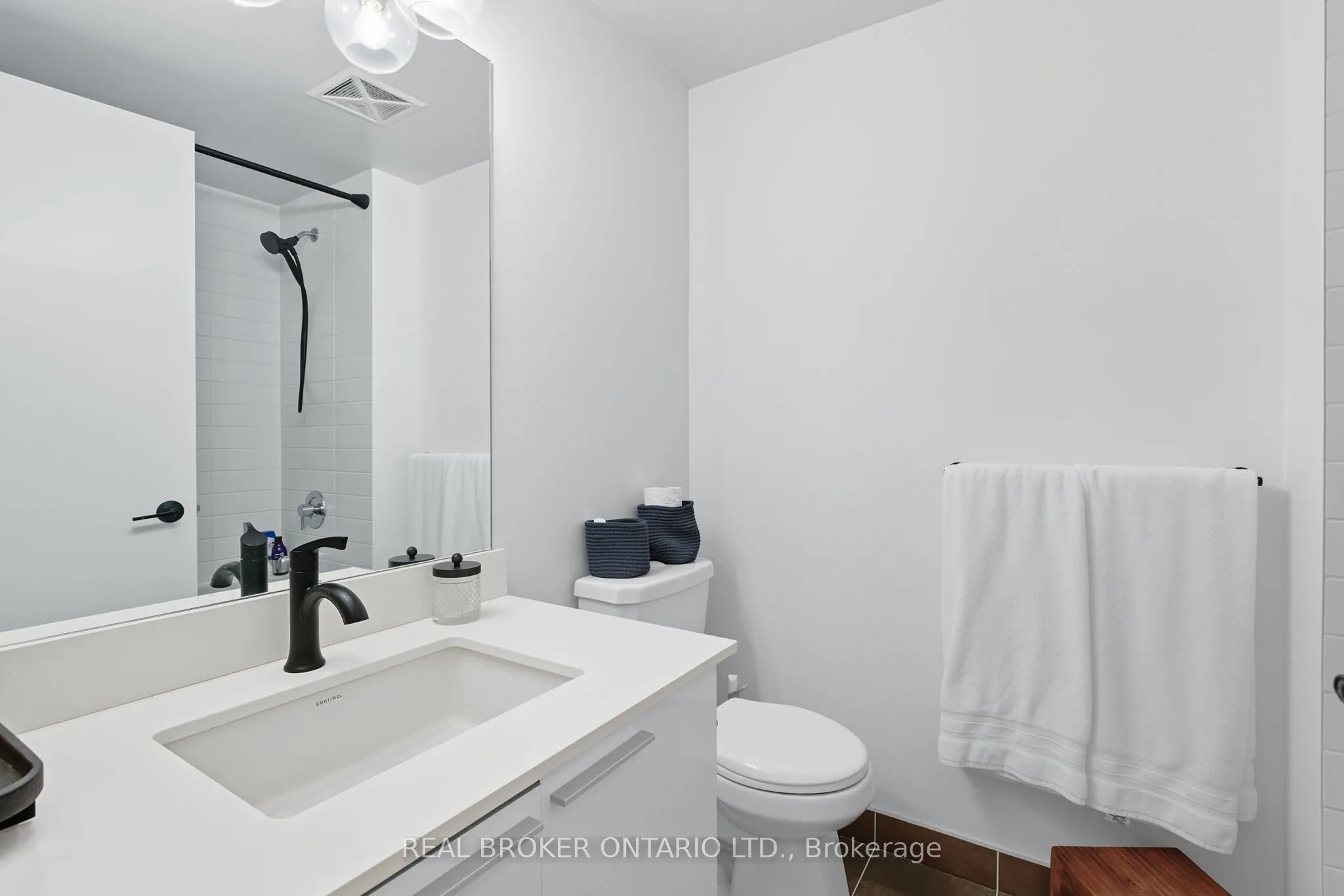 10 Park Lawn Road, #2103