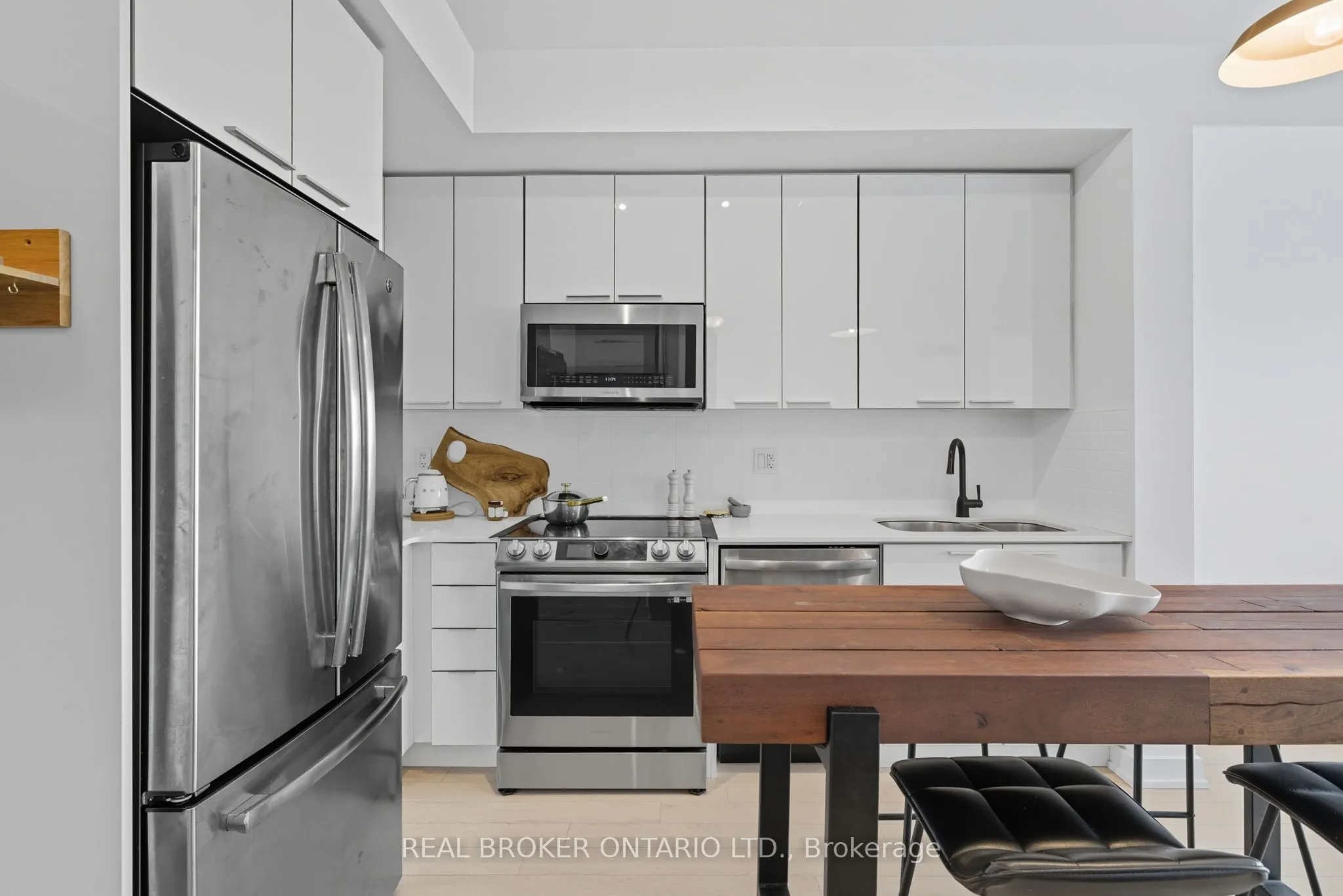 10 Park Lawn Road, #2103