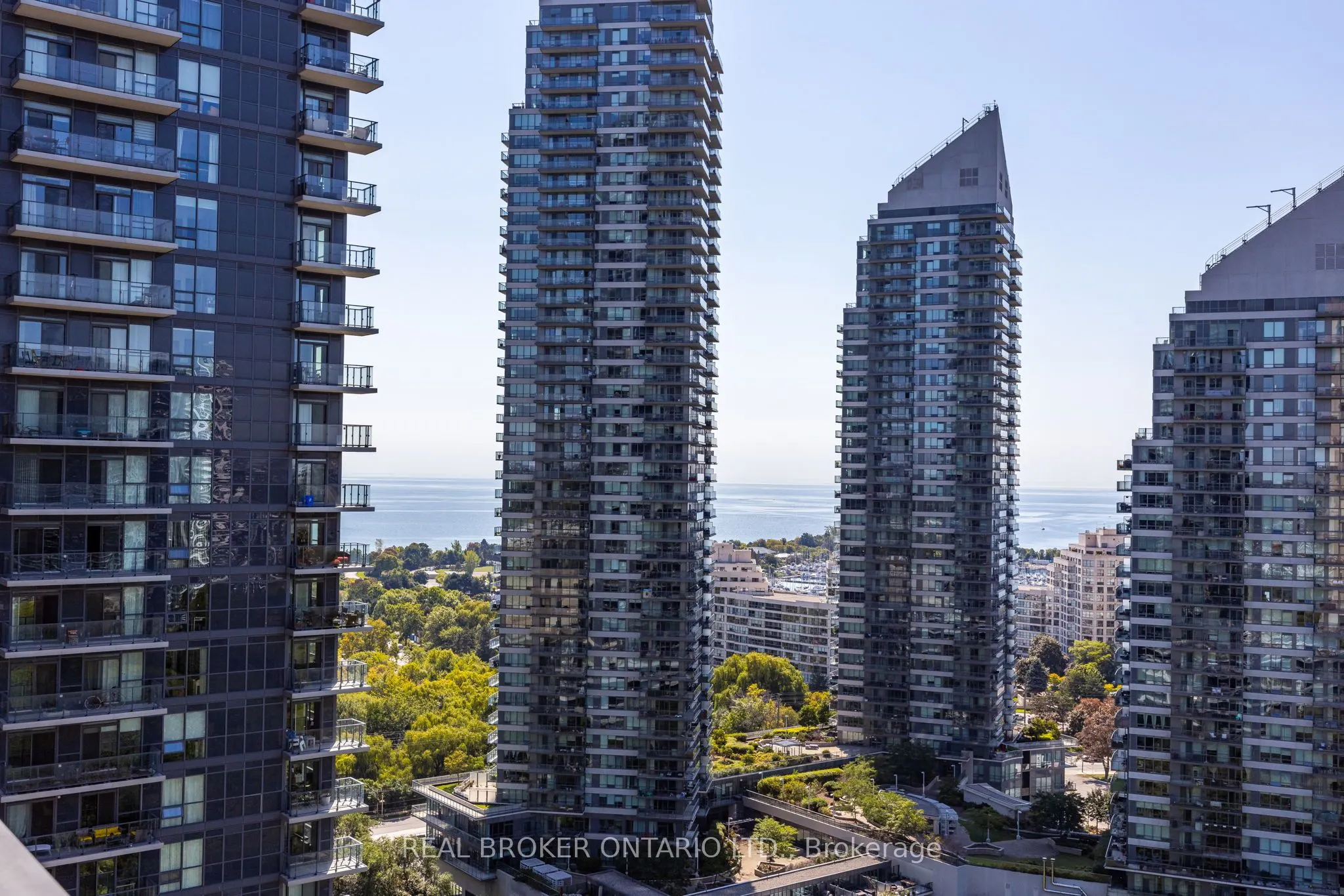 10 Park Lawn Road, #2103