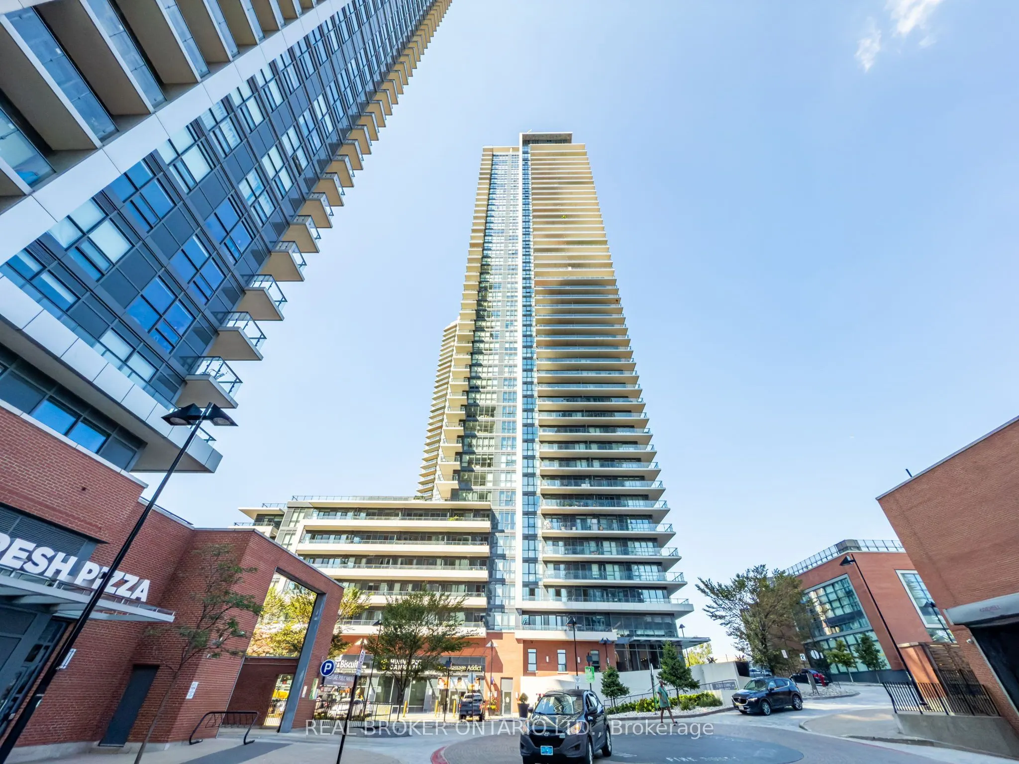 10 Park Lawn Road, #2103
