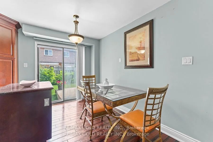 31 CASTLEHILL Road