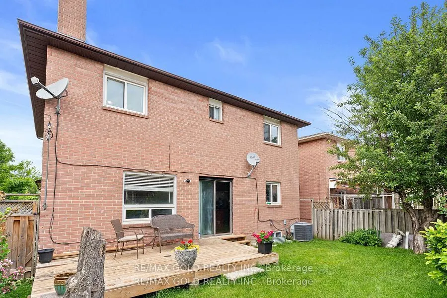 31 CASTLEHILL Road
