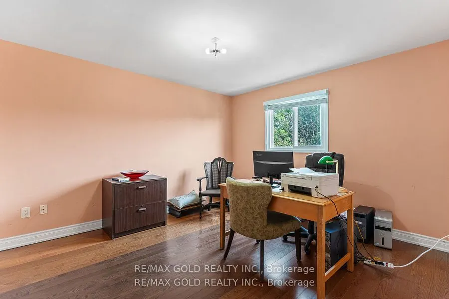 31 CASTLEHILL Road