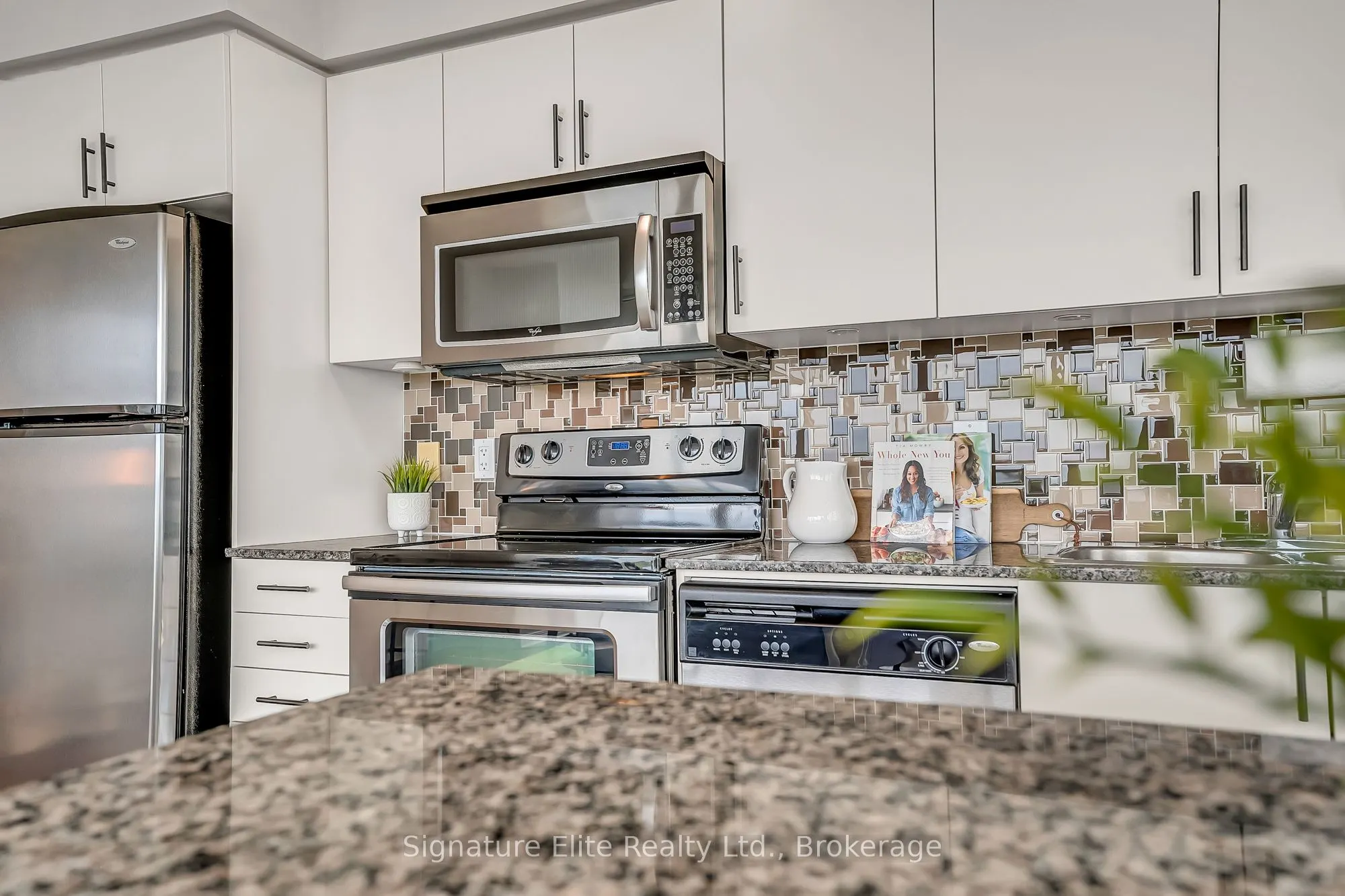 2240 Lakeshore Boulevard, #1706