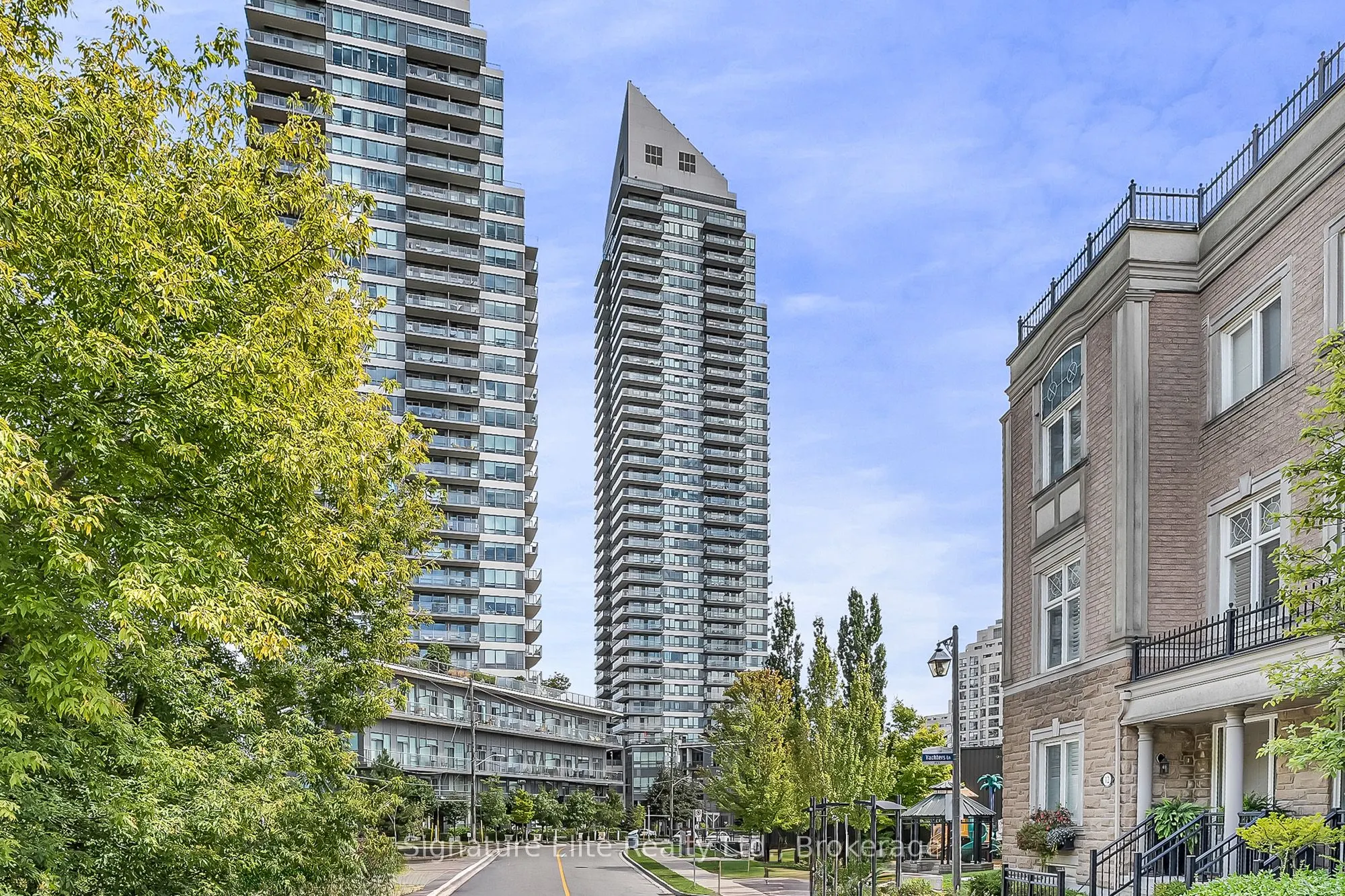 2240 Lakeshore Boulevard, #1706