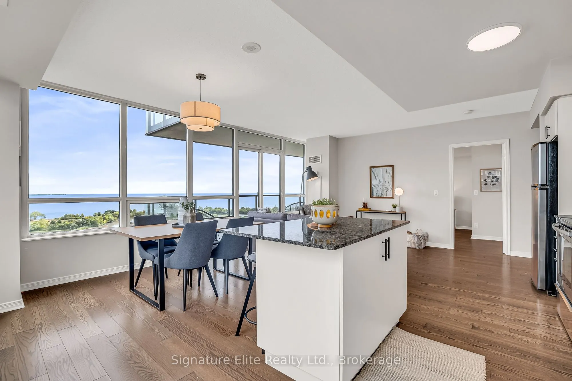 2240 Lakeshore Boulevard, #1706