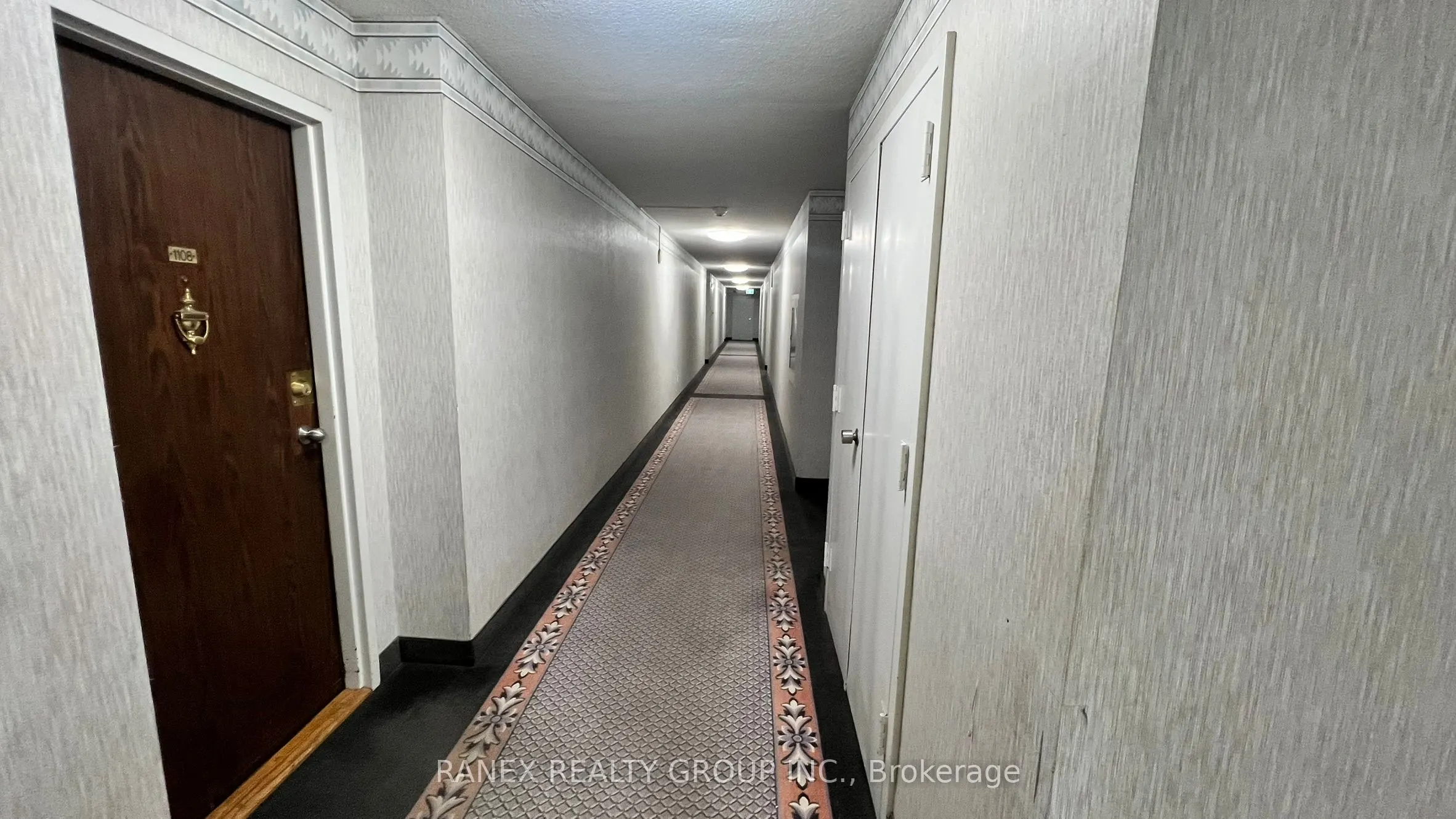 15 Kensington Road, #1110
