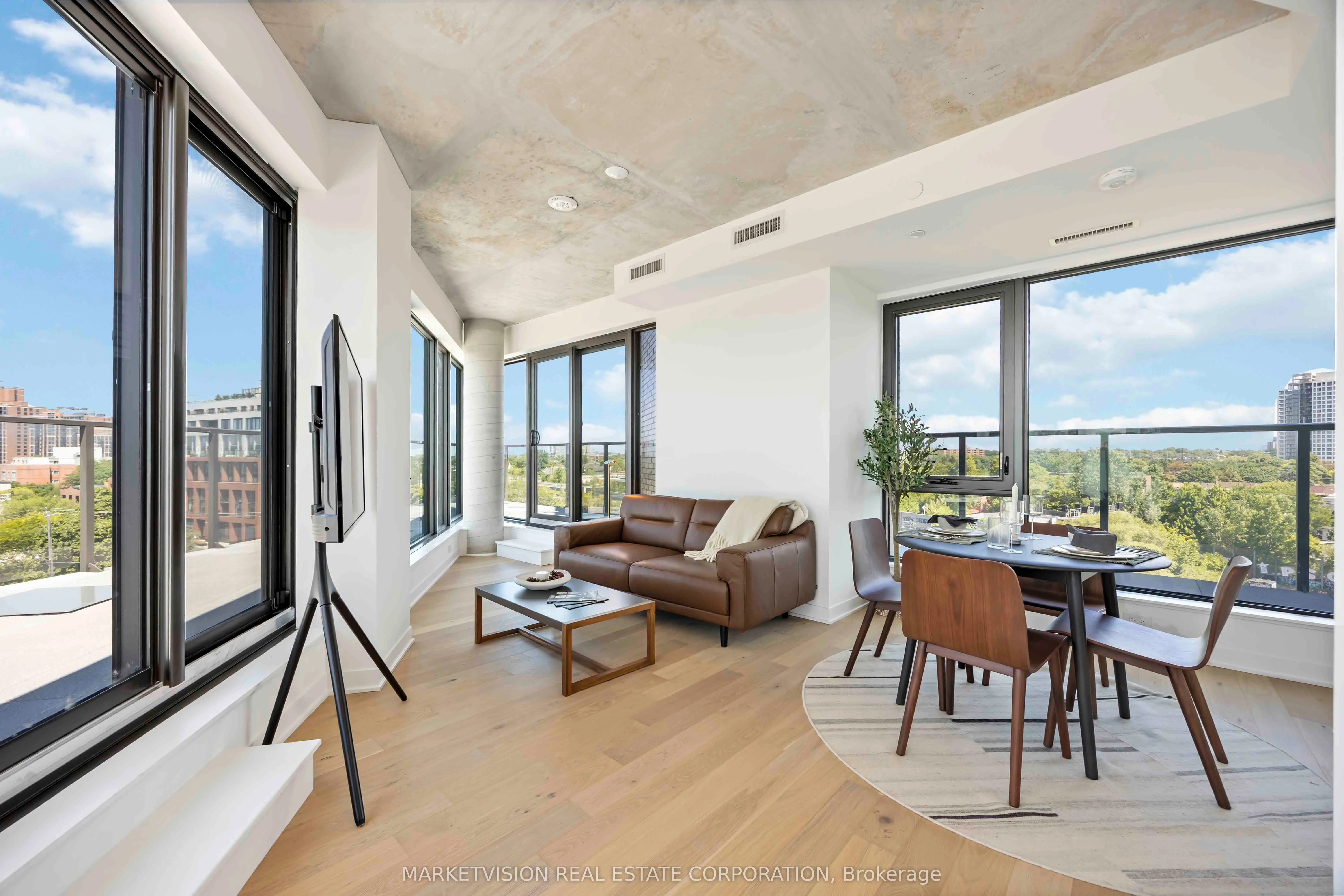 2625 Dundas Street W, #705