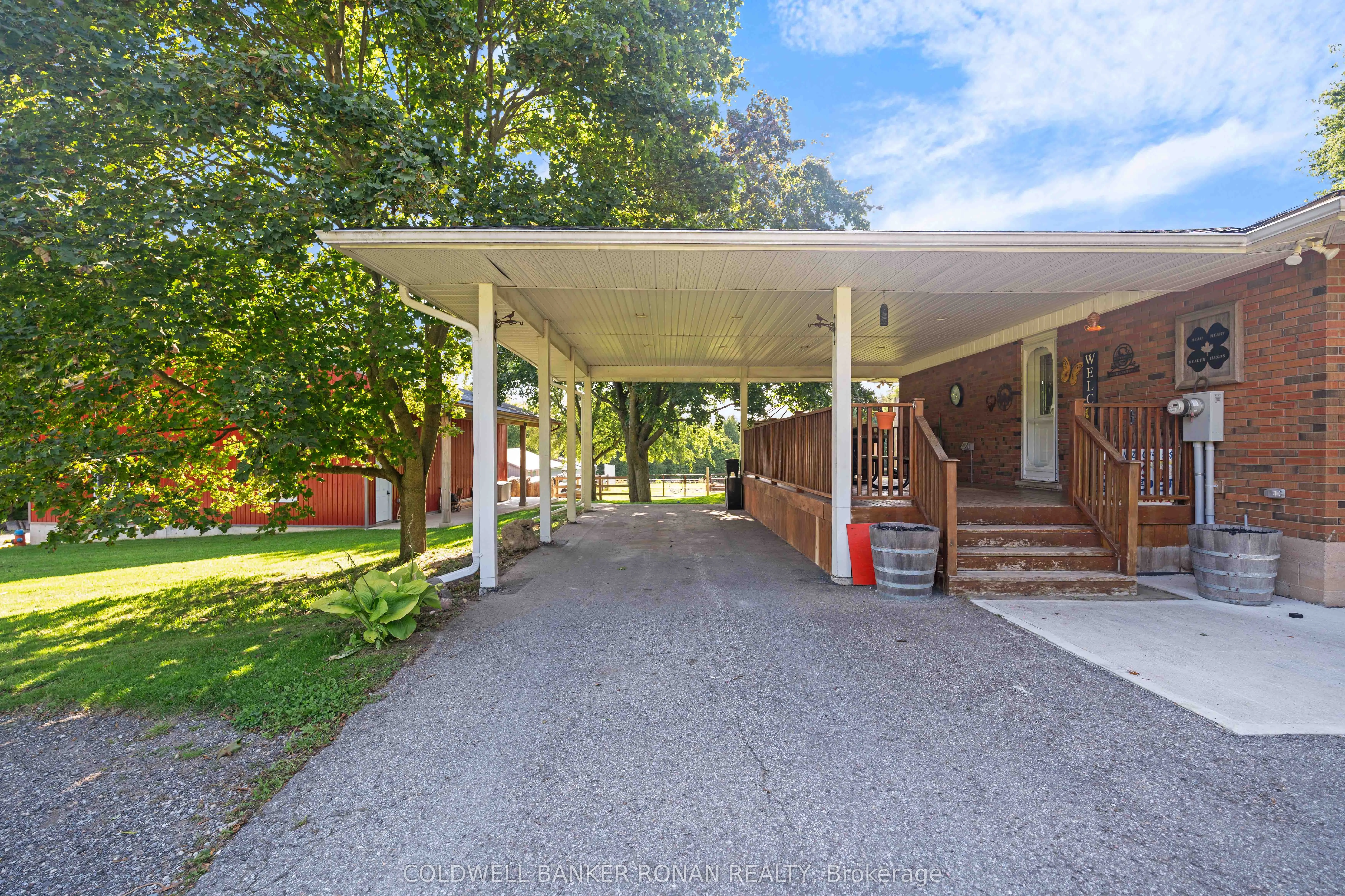 9480 32 Side Road