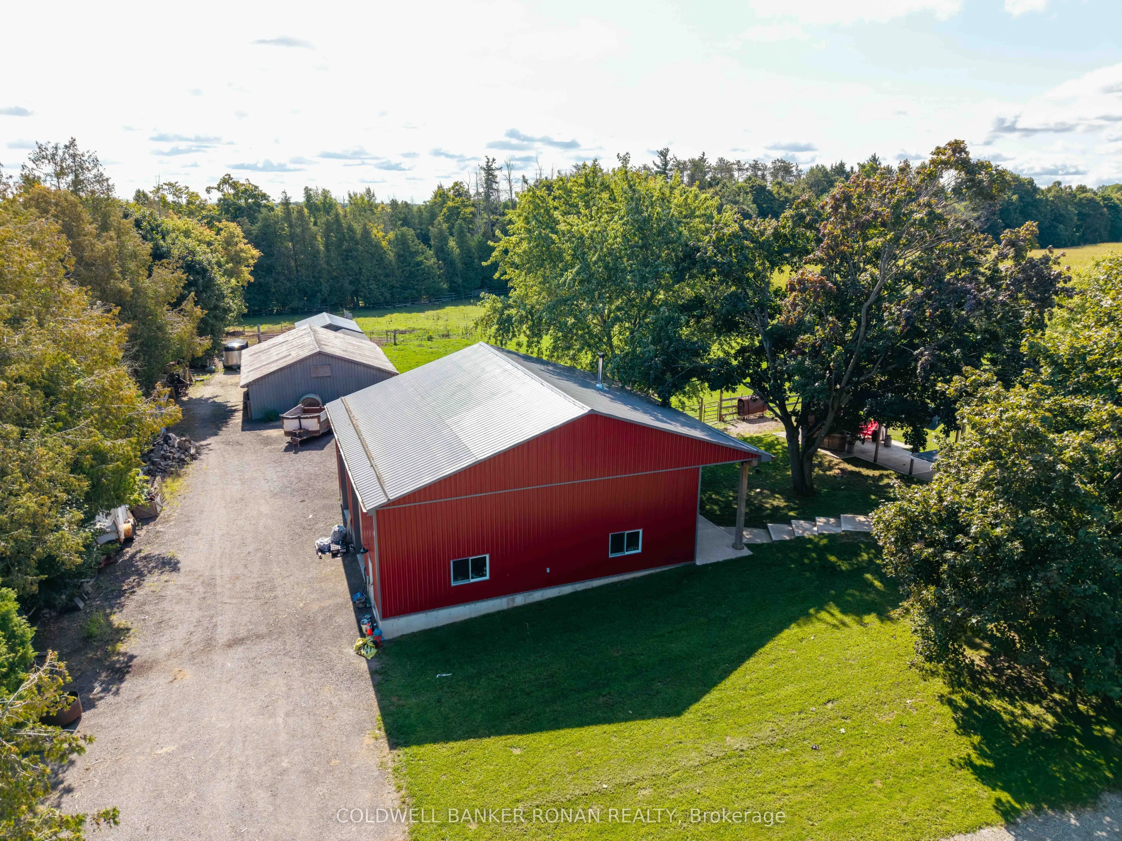 9480 32 Side Road