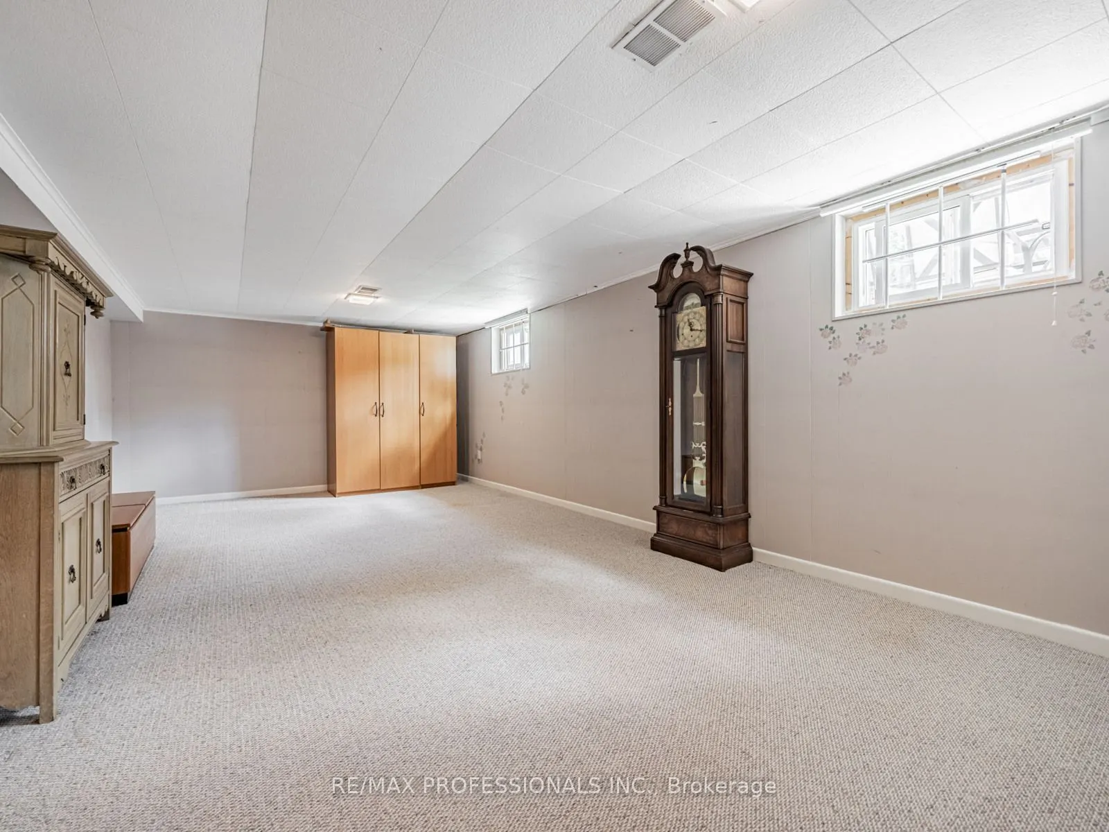 7 Ravenscrest Drive