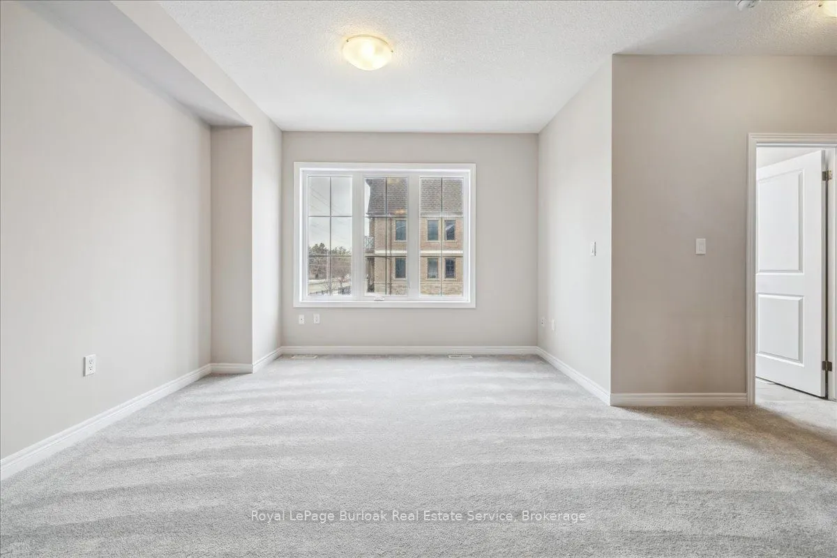445 Ontario Street S, #48
