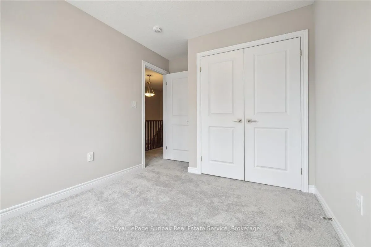 445 Ontario Street S, #48