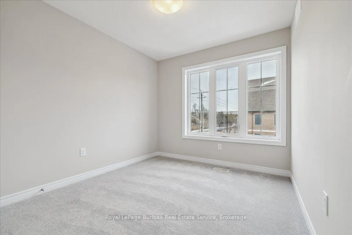445 Ontario Street S, #48