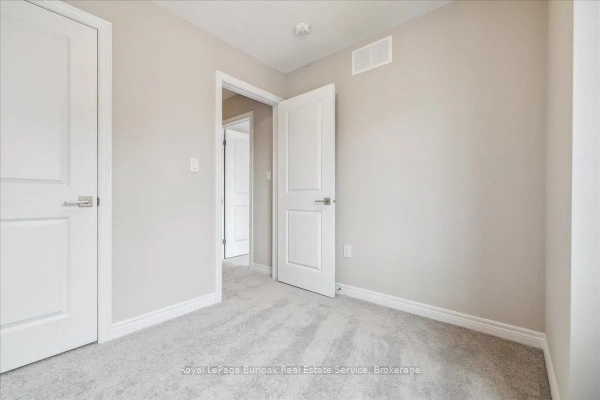 445 Ontario Street S, #48
