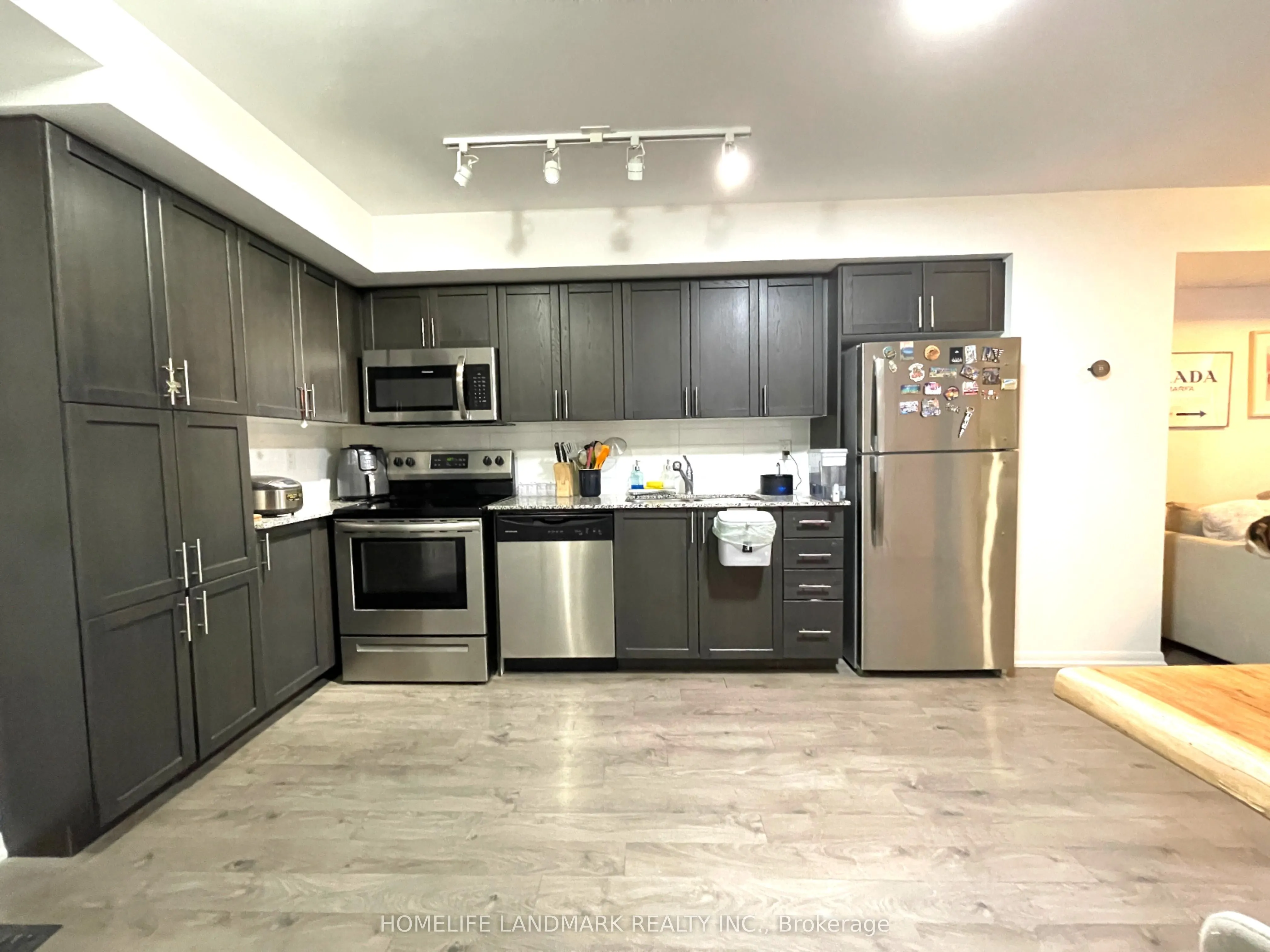 3091 Dufferin Street, #412