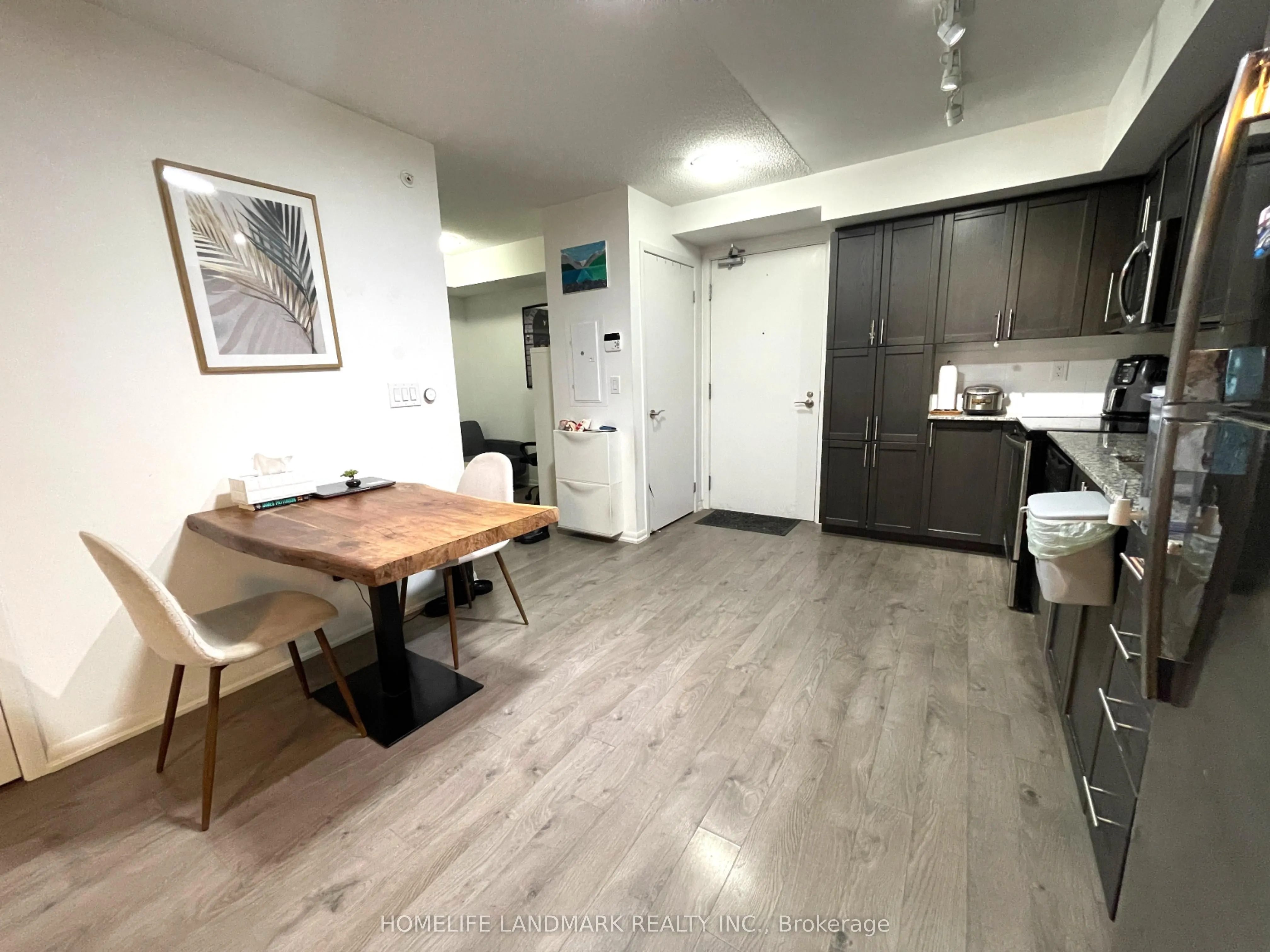 3091 Dufferin Street, #412