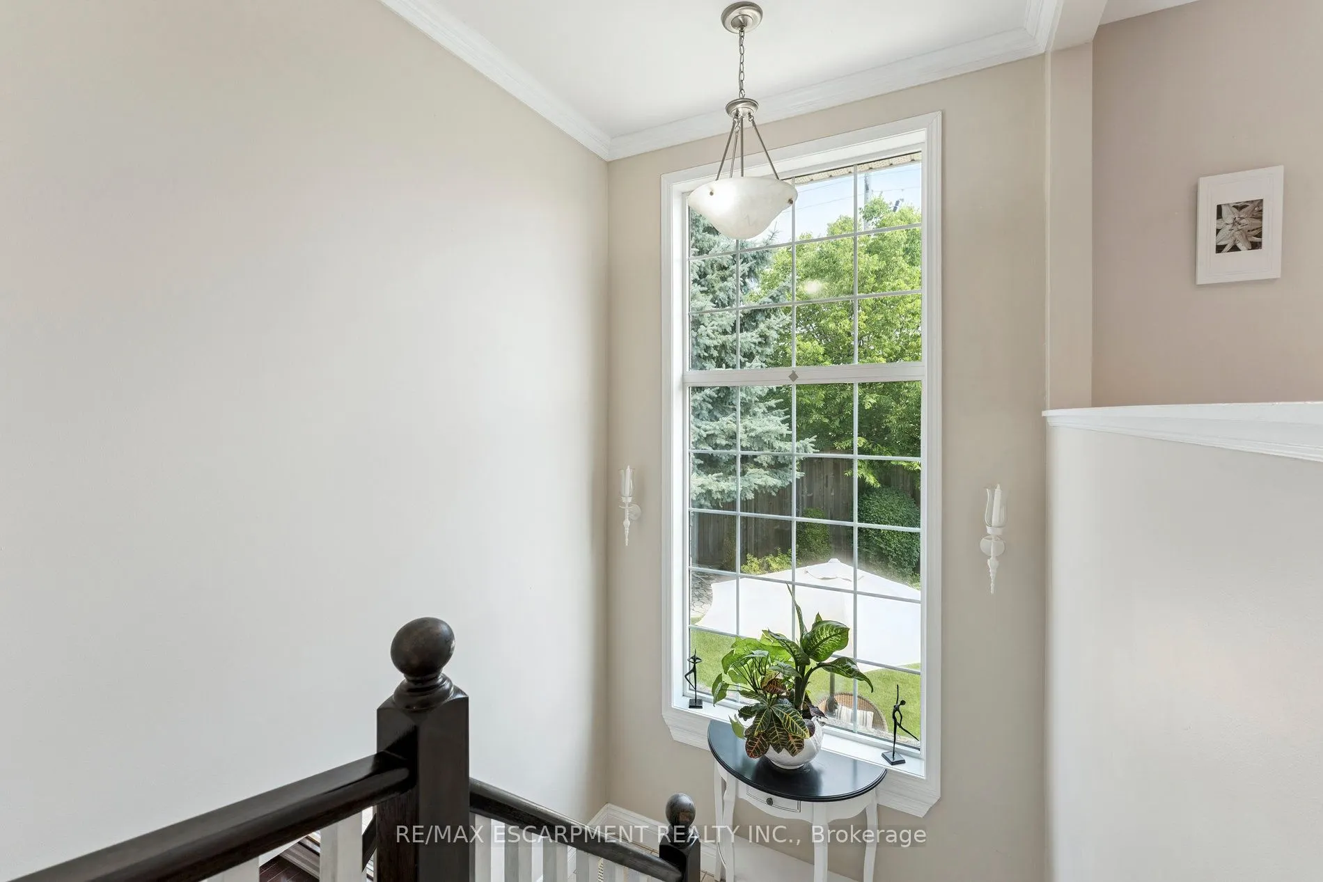 1650 Allan Crescent