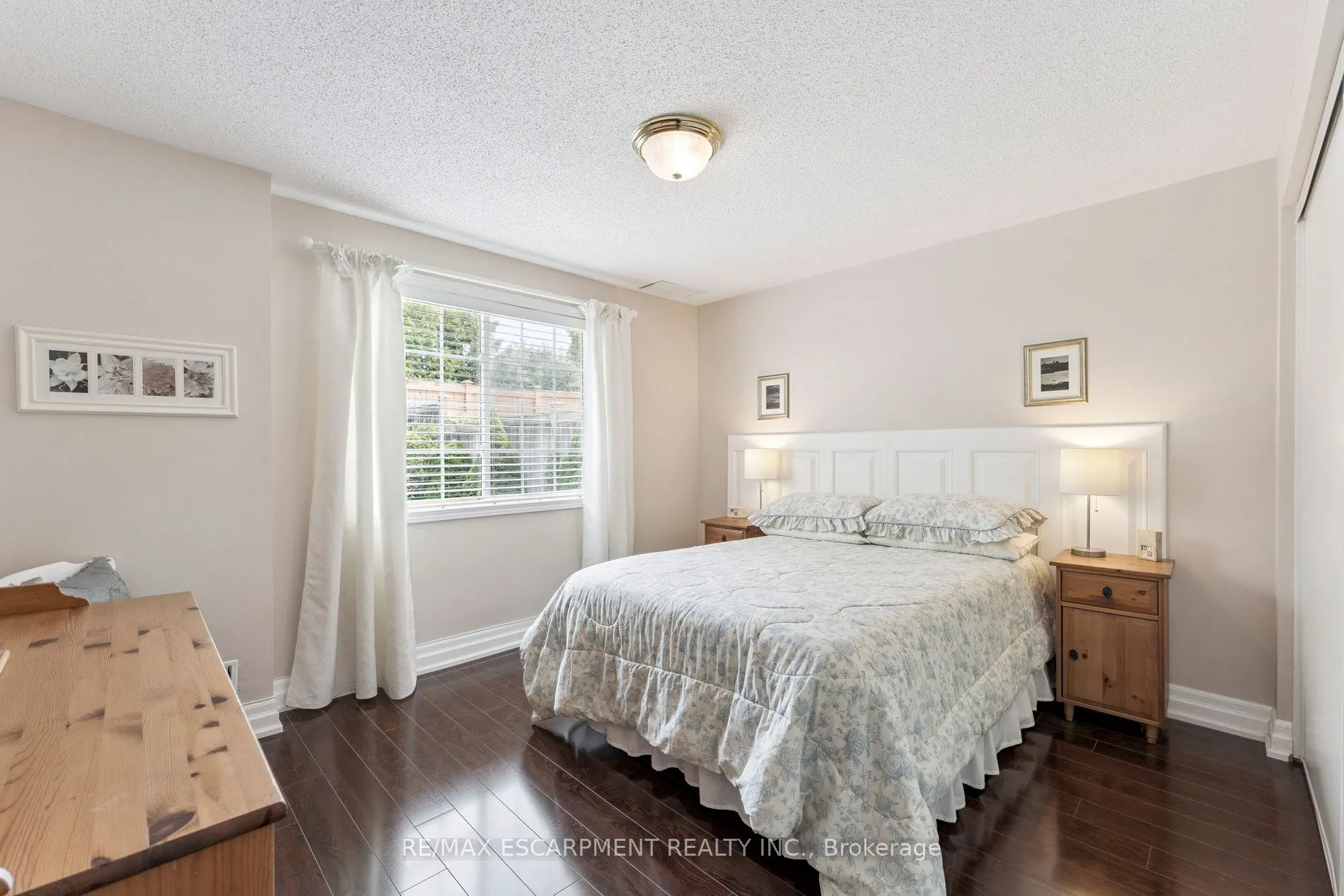 1650 Allan Crescent