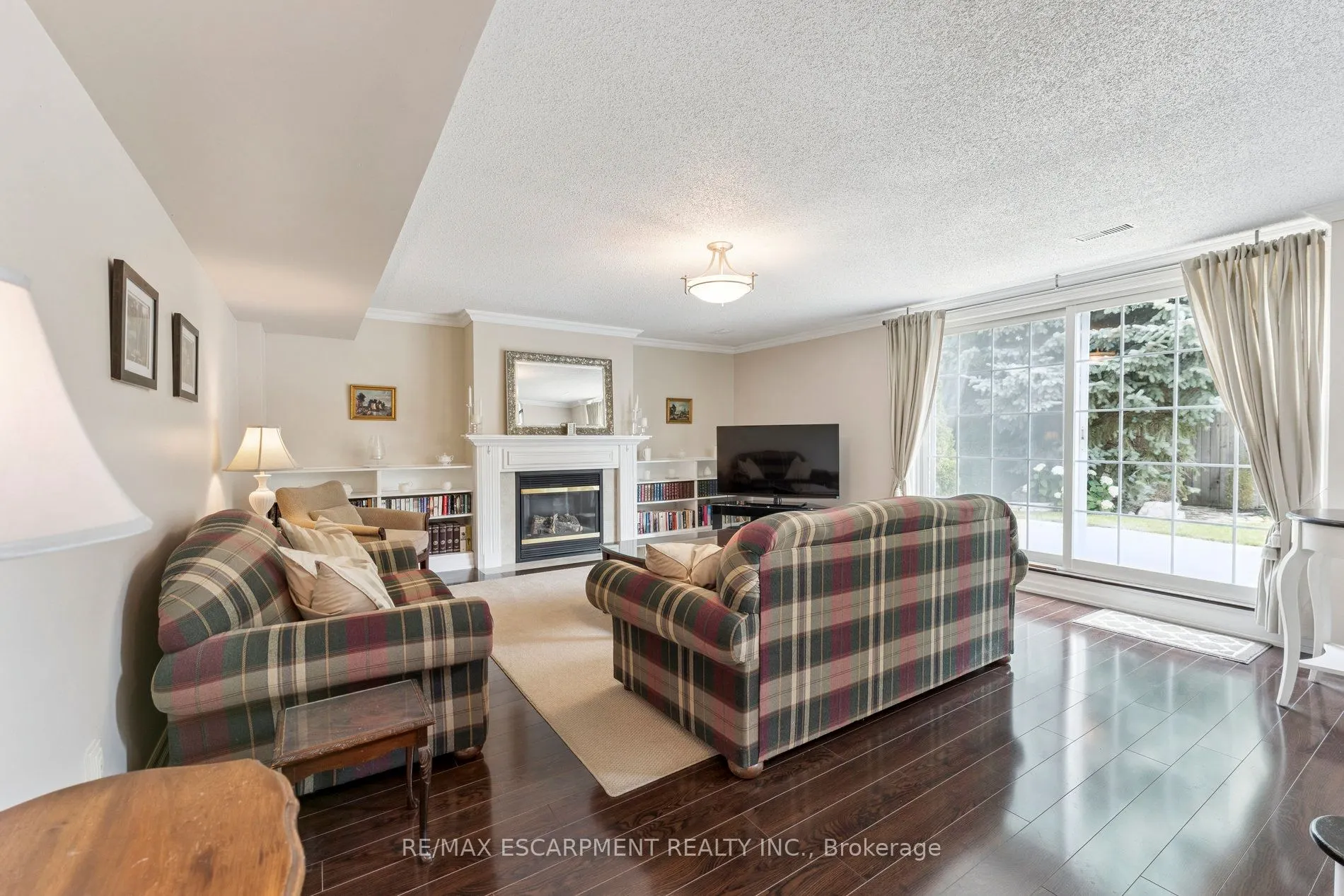 1650 Allan Crescent