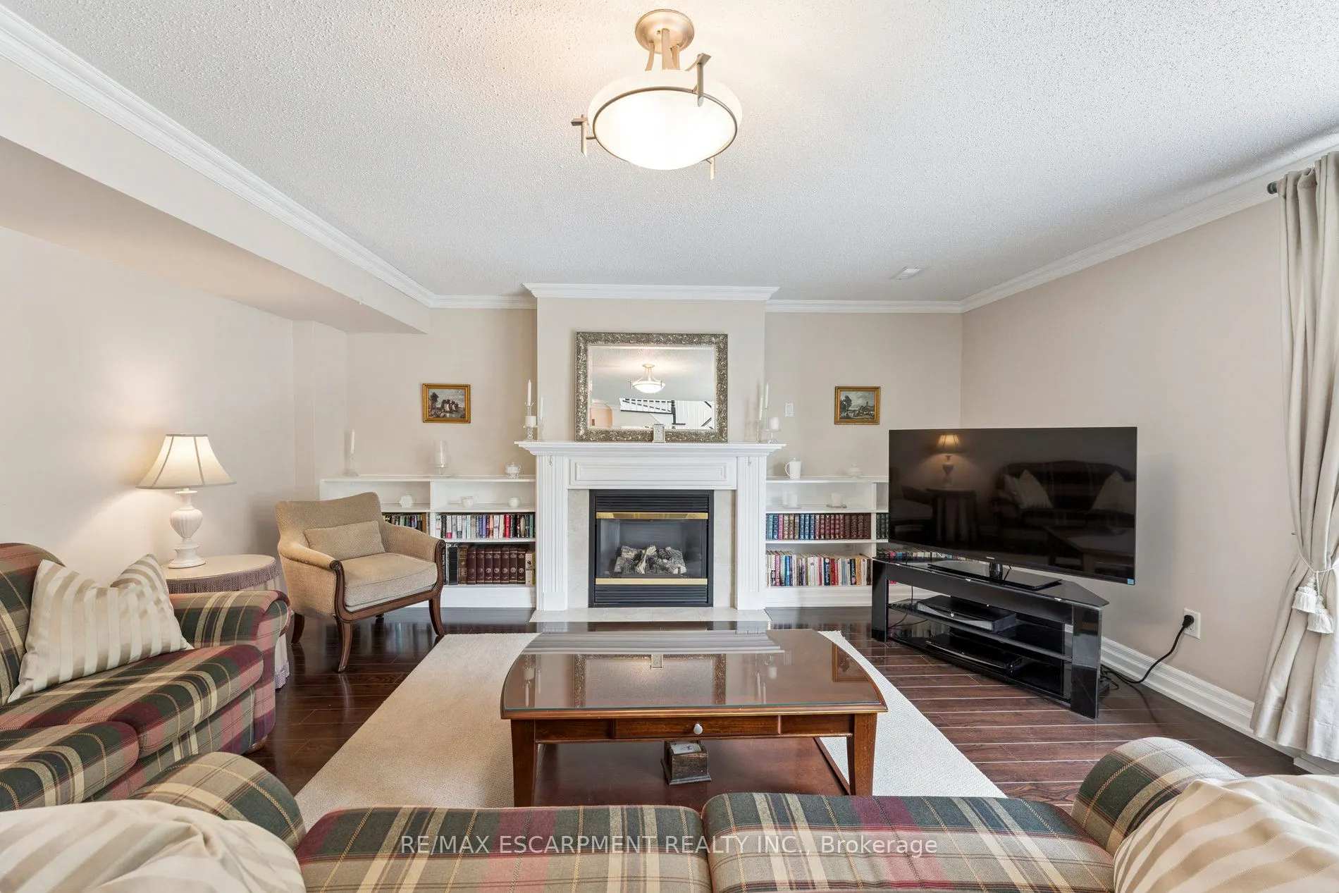 1650 Allan Crescent