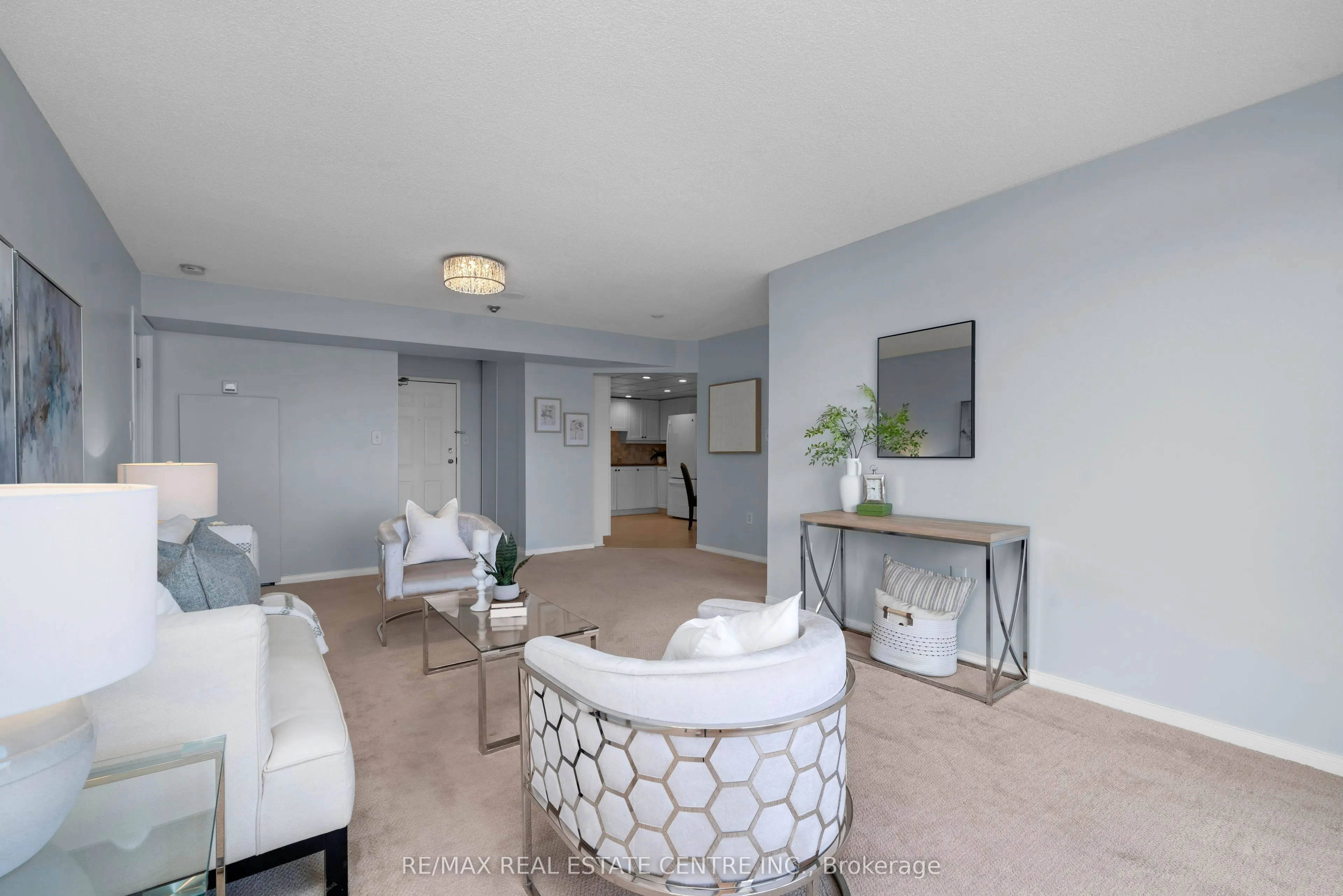 20 McFarlane Drive, #709